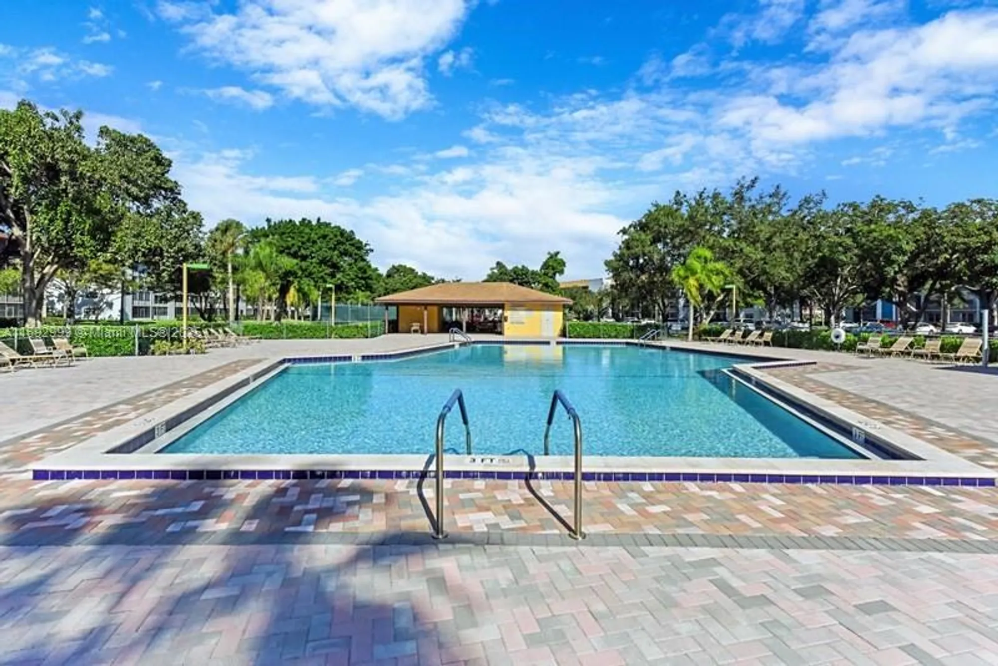 Property Slideshow image 32 of 44 | 1251 sw 125th ave 102t, Pembroke Pines, FL, 33027