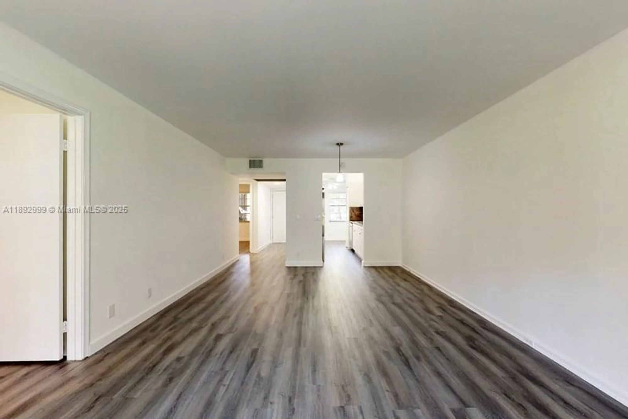 Property Slideshow image 5 of 44 | 1251 sw 125th ave 102t, Pembroke Pines, FL, 33027