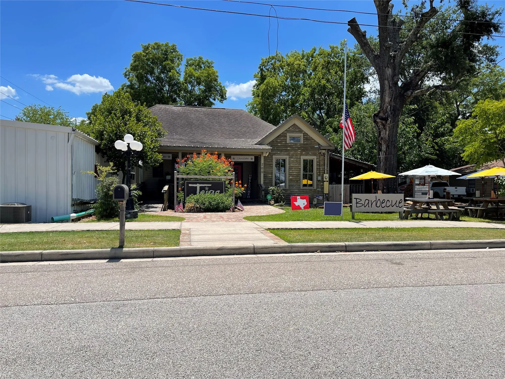 Property Slideshow image 22 of 22 | 1214 hidden oaks dr, Tomball, TX, 77375