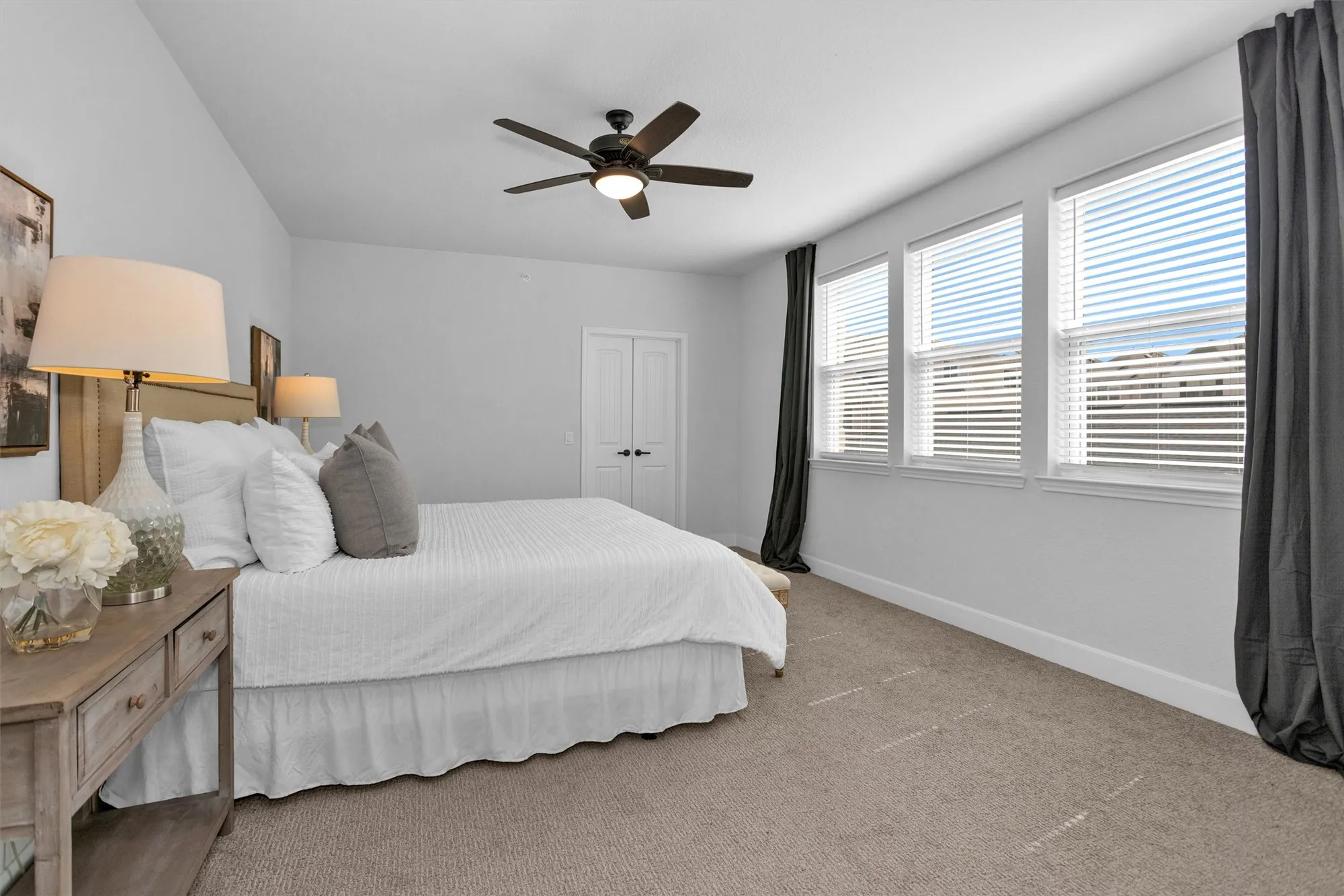Property Slideshow image 27 of 37 | 6804 westview dr apt 2207, Houston, TX, 77055