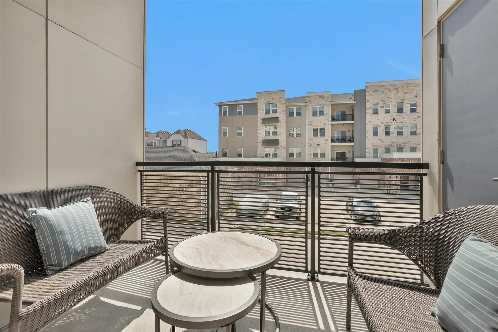 Property Slideshow image 34 of 37 | 6804 westview dr apt 2207, Houston, TX, 77055