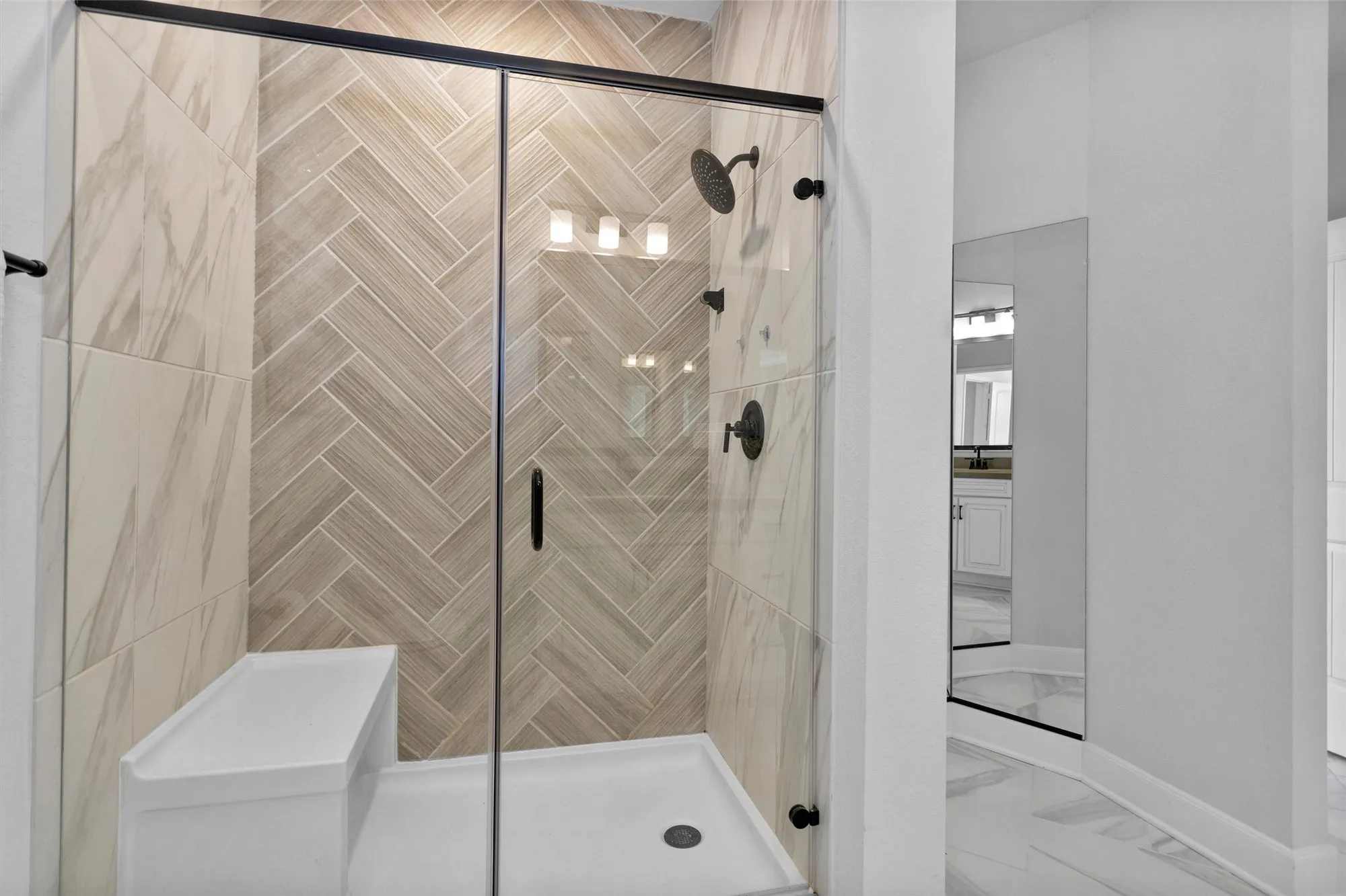 Property Slideshow image 33 of 37 | 6804 westview dr apt 2207, Houston, TX, 77055