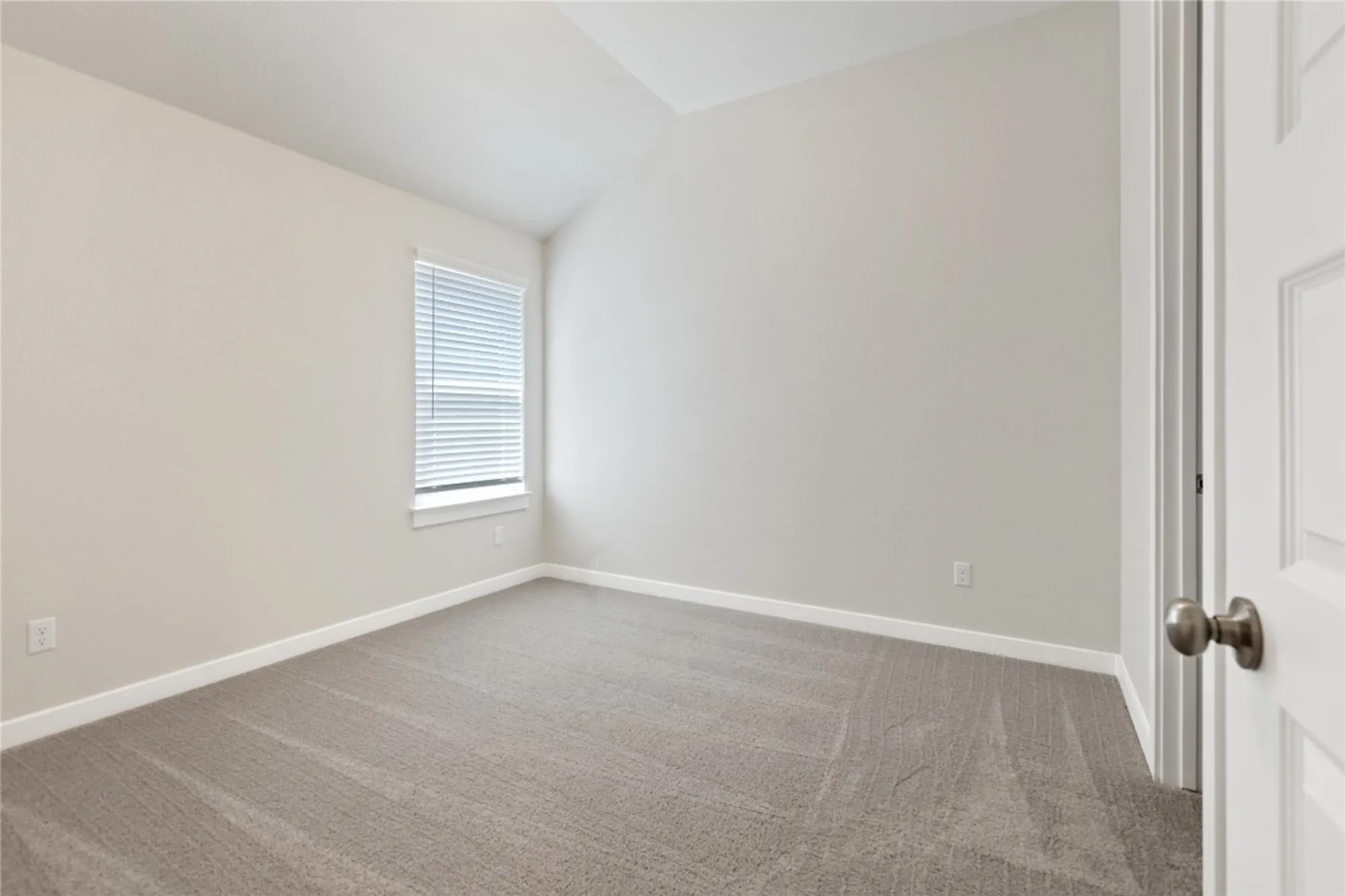 Property Slideshow image 13 of 32 | 2258 hoja ave, New Braunfels, TX, 78132