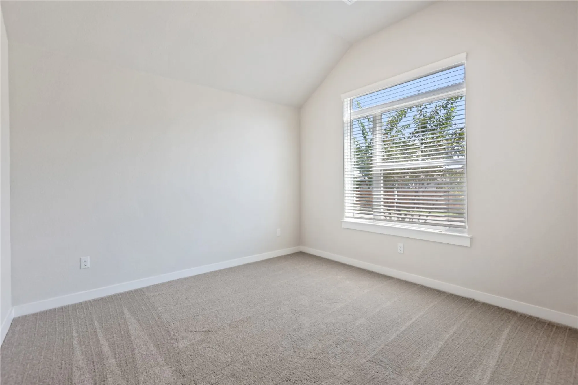 Property Slideshow image 4 of 32 | 2258 hoja ave, New Braunfels, TX, 78132