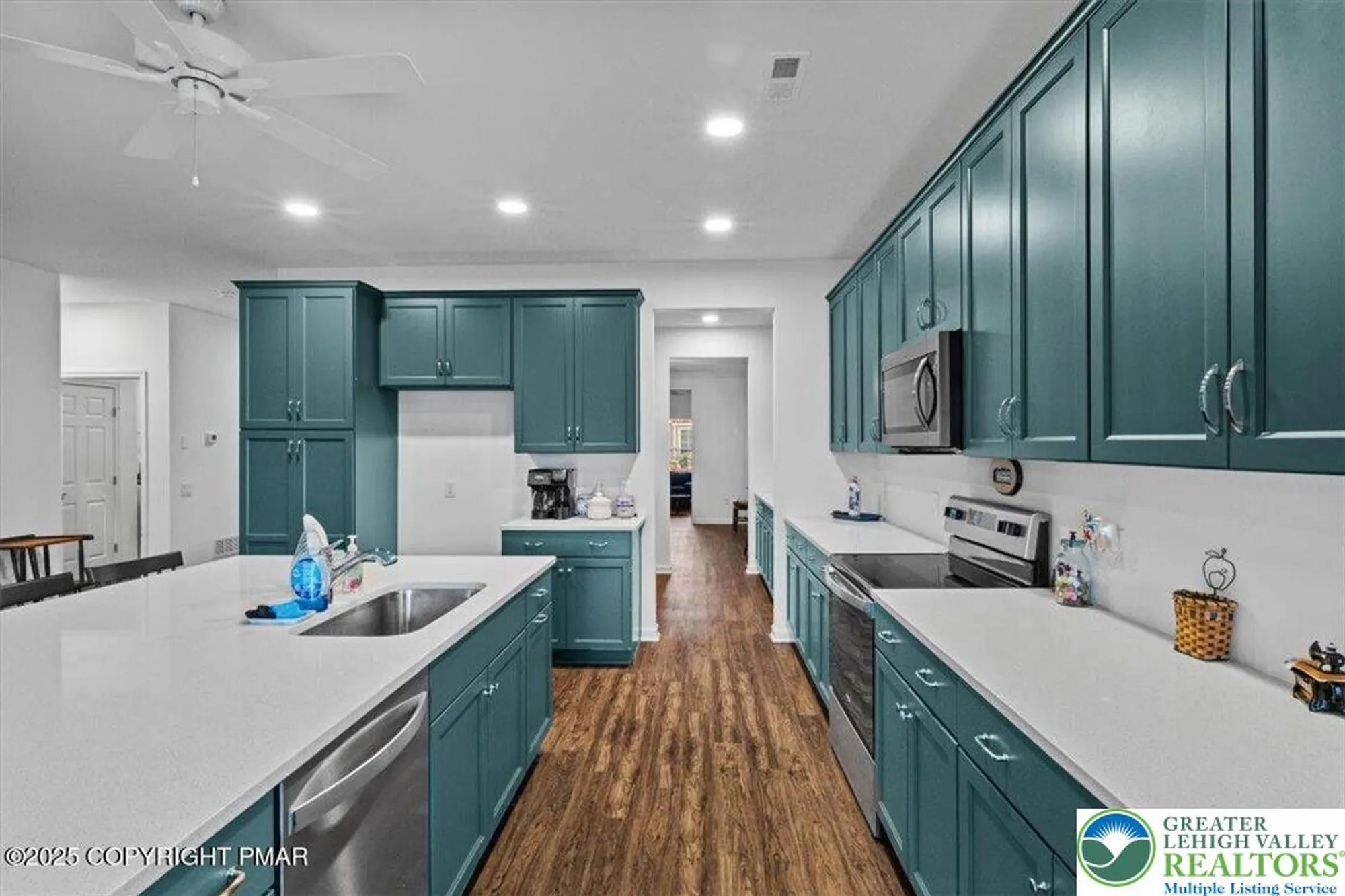 Property Slideshow image 19 of 41 | 3868 victors way, Easton, PA, 18045