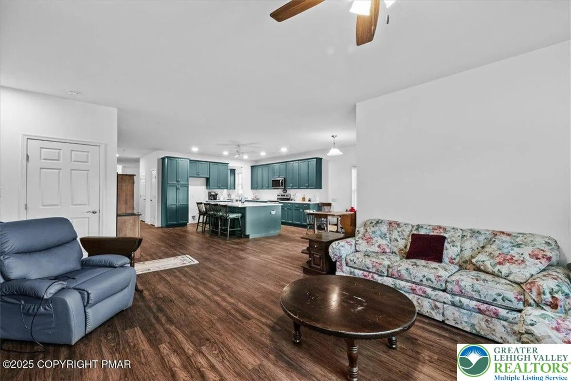 Property Slideshow image 26 of 41 | 3868 victors way, Easton, PA, 18045