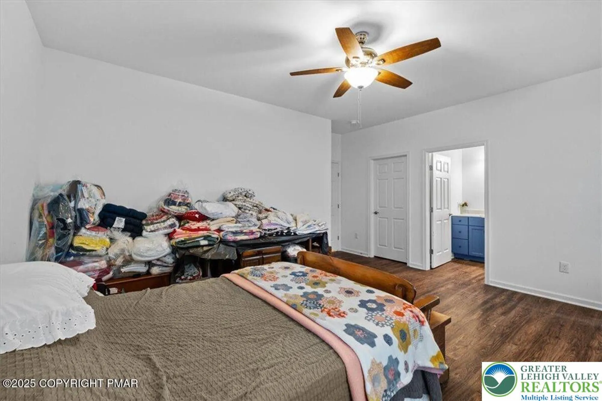 Property Slideshow image 34 of 41 | 3868 victors way, Easton, PA, 18045