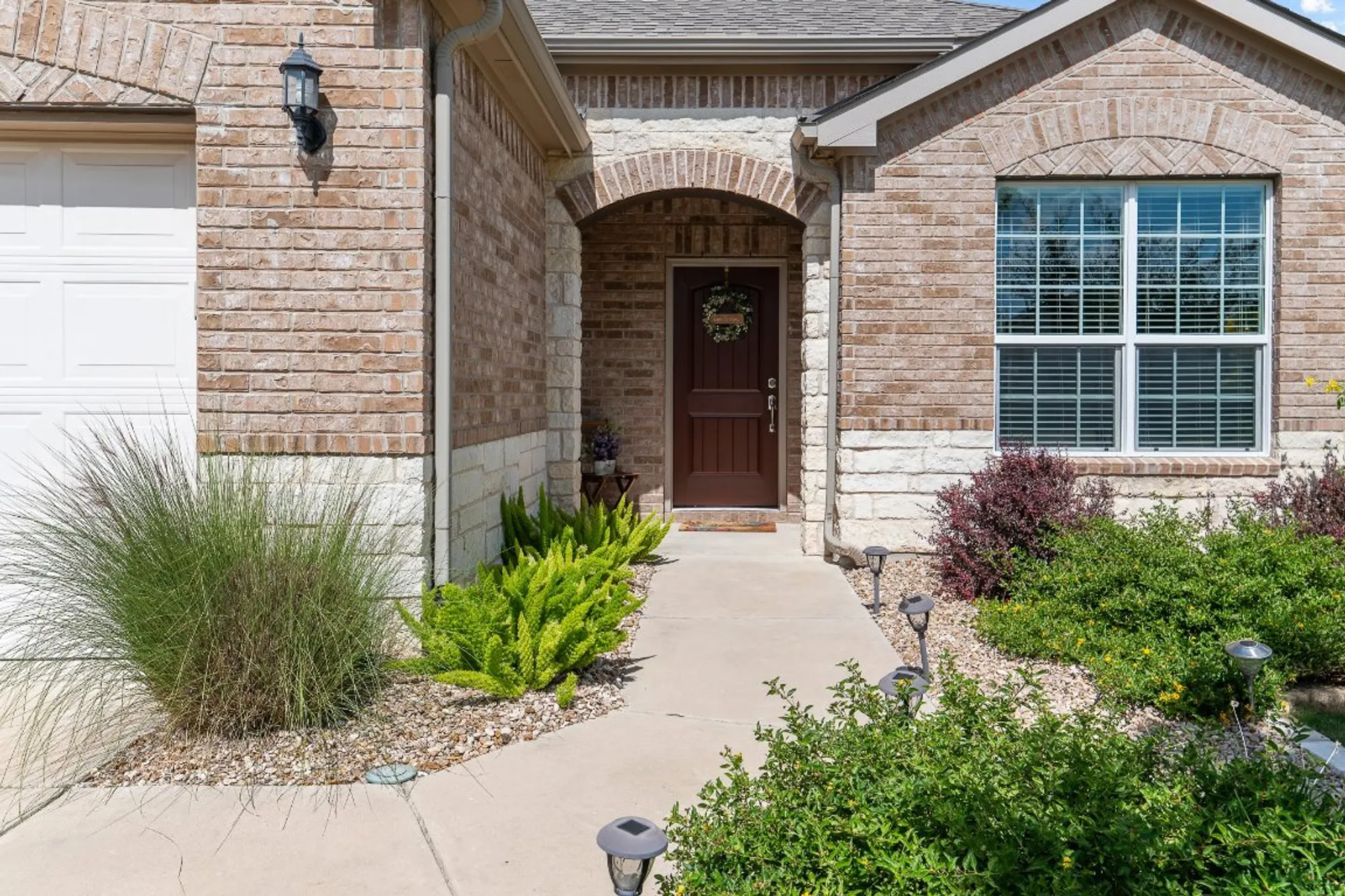 Property Slideshow image 5 of 39 | 608 kite ridge st, Georgetown, TX, 78633