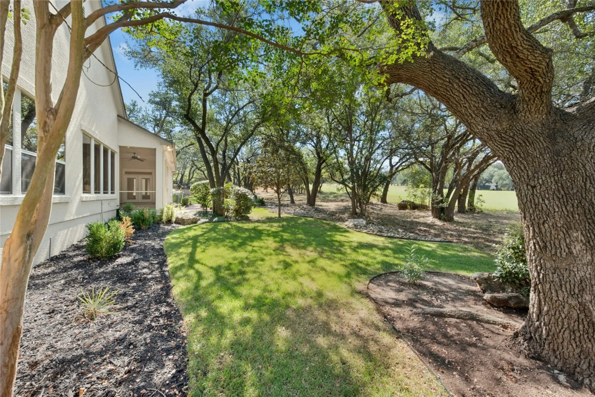 Property Slideshow image 33 of 40 | 115 golf view dr, Georgetown, TX, 78633