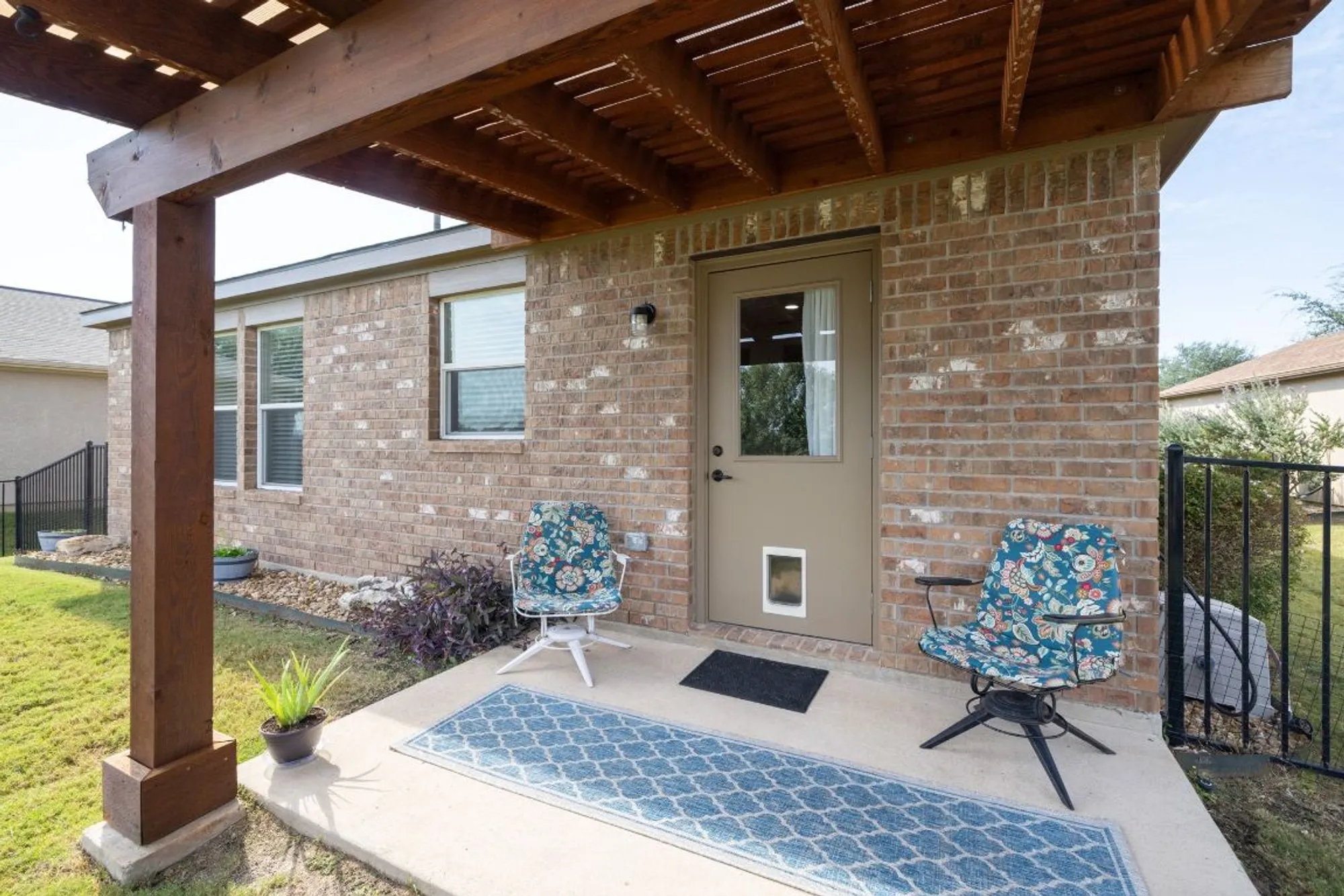 Property Slideshow image 20 of 25 | 118 alamosa creek ln, Georgetown, TX, 78633