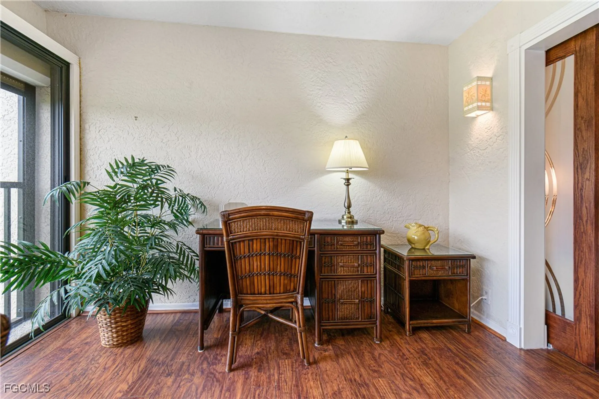 Property Slideshow image 18 of 50 | 5905 trailwinds dr 824, Fort Myers, FL, 33907