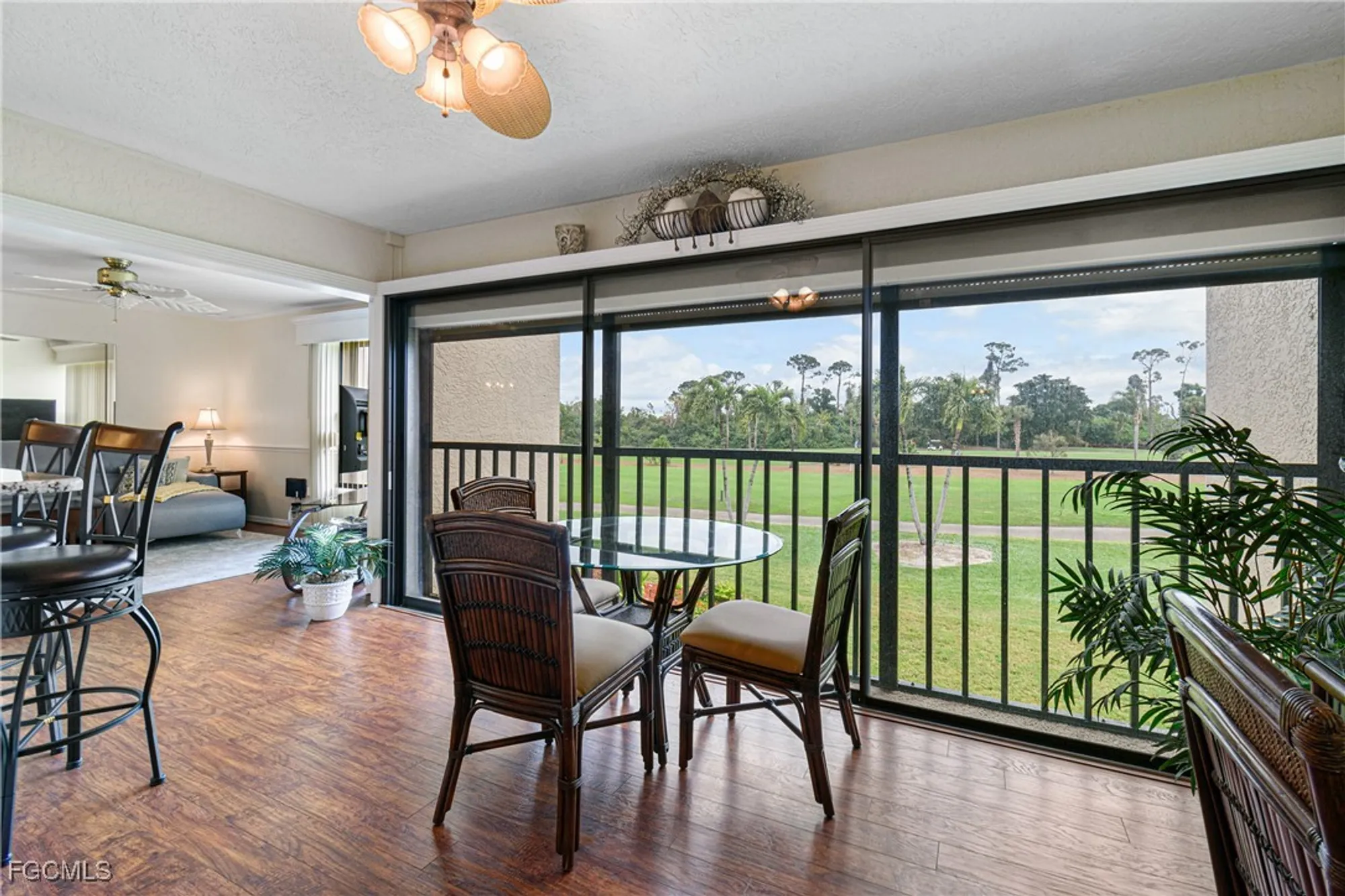 Property Slideshow image 19 of 50 | 5905 trailwinds dr 824, Fort Myers, FL, 33907