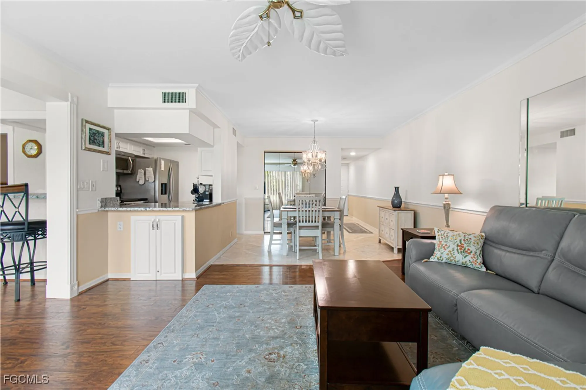 Property Slideshow image 25 of 50 | 5905 trailwinds dr 824, Fort Myers, FL, 33907