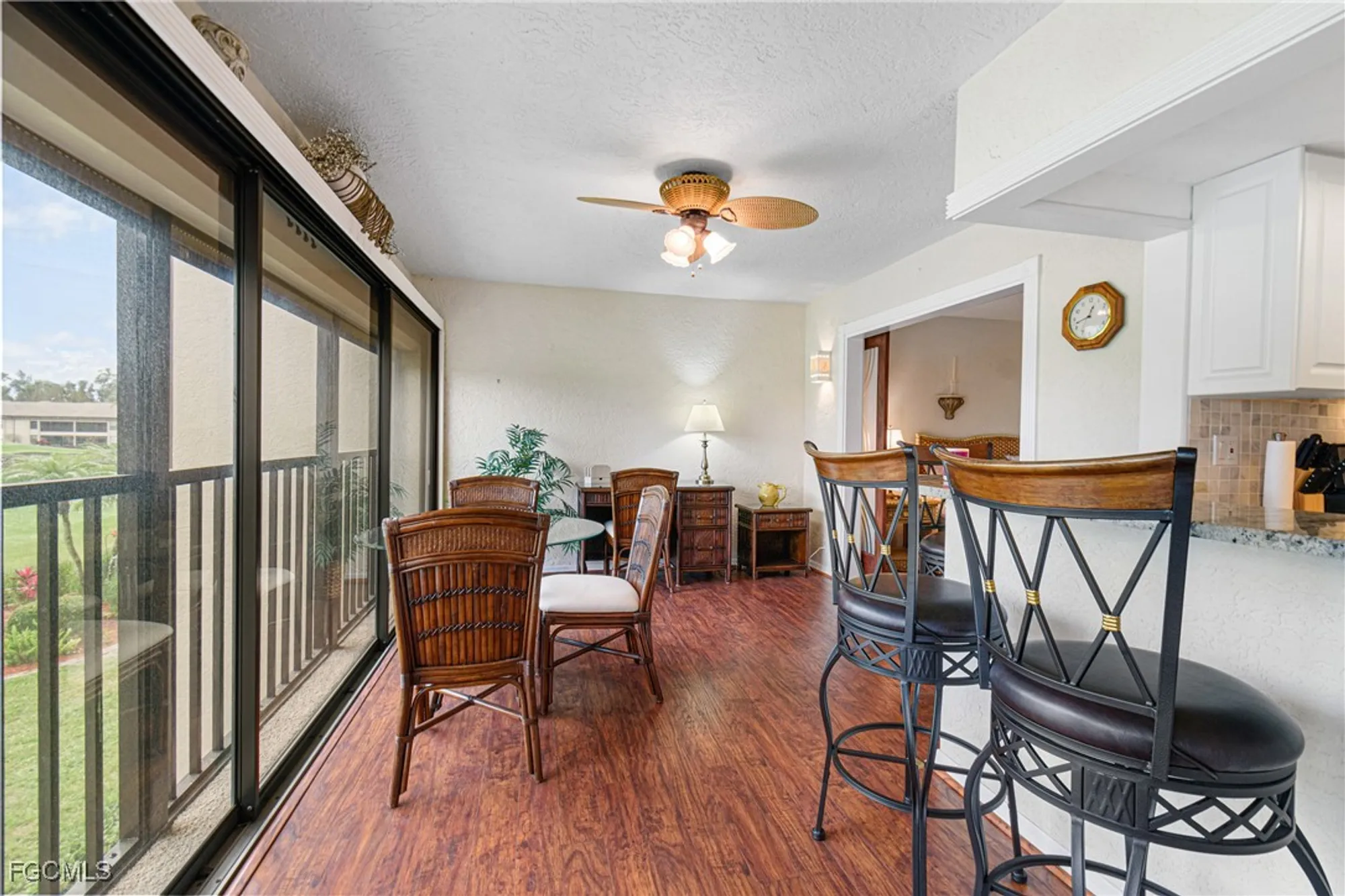Property Slideshow image 21 of 50 | 5905 trailwinds dr 824, Fort Myers, FL, 33907