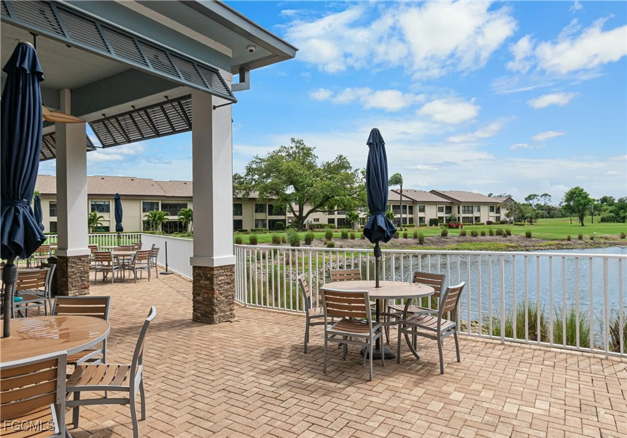 Property Slideshow image 40 of 50 | 5905 trailwinds dr 824, Fort Myers, FL, 33907