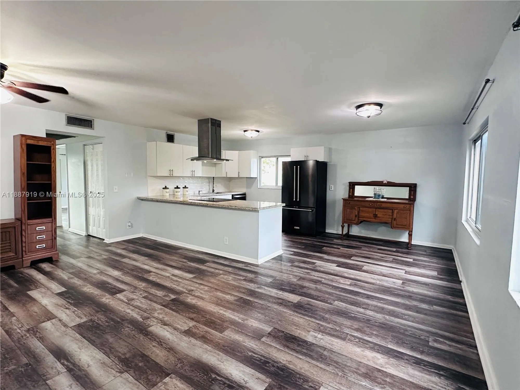 Property Slideshow image 10 of 28 | 850 sw 133rd ter b318, Pembroke Pines, FL, 33027