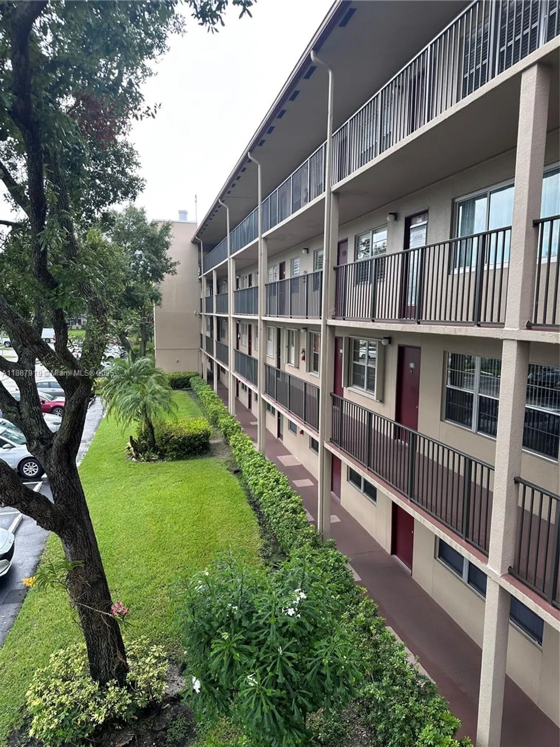 Property Slideshow image 22 of 28 | 850 sw 133rd ter b318, Pembroke Pines, FL, 33027