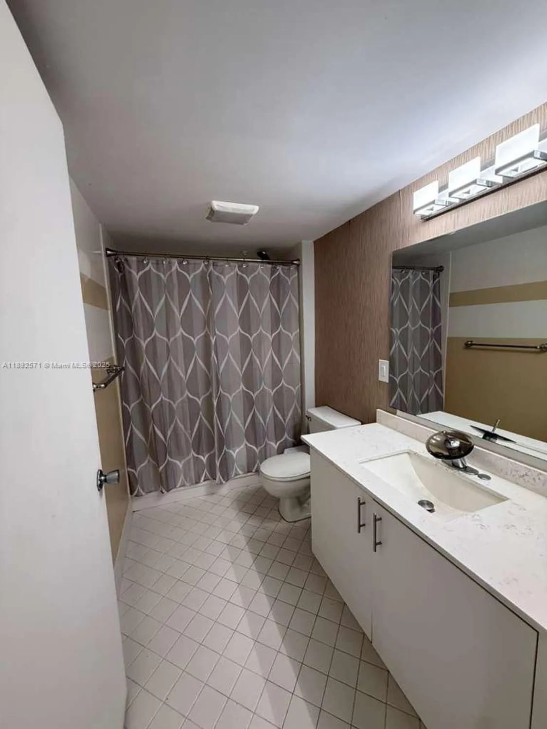 Property Slideshow image 10 of 23 | 13455 sw 16th ct f213, Pembroke Pines, FL, 33027