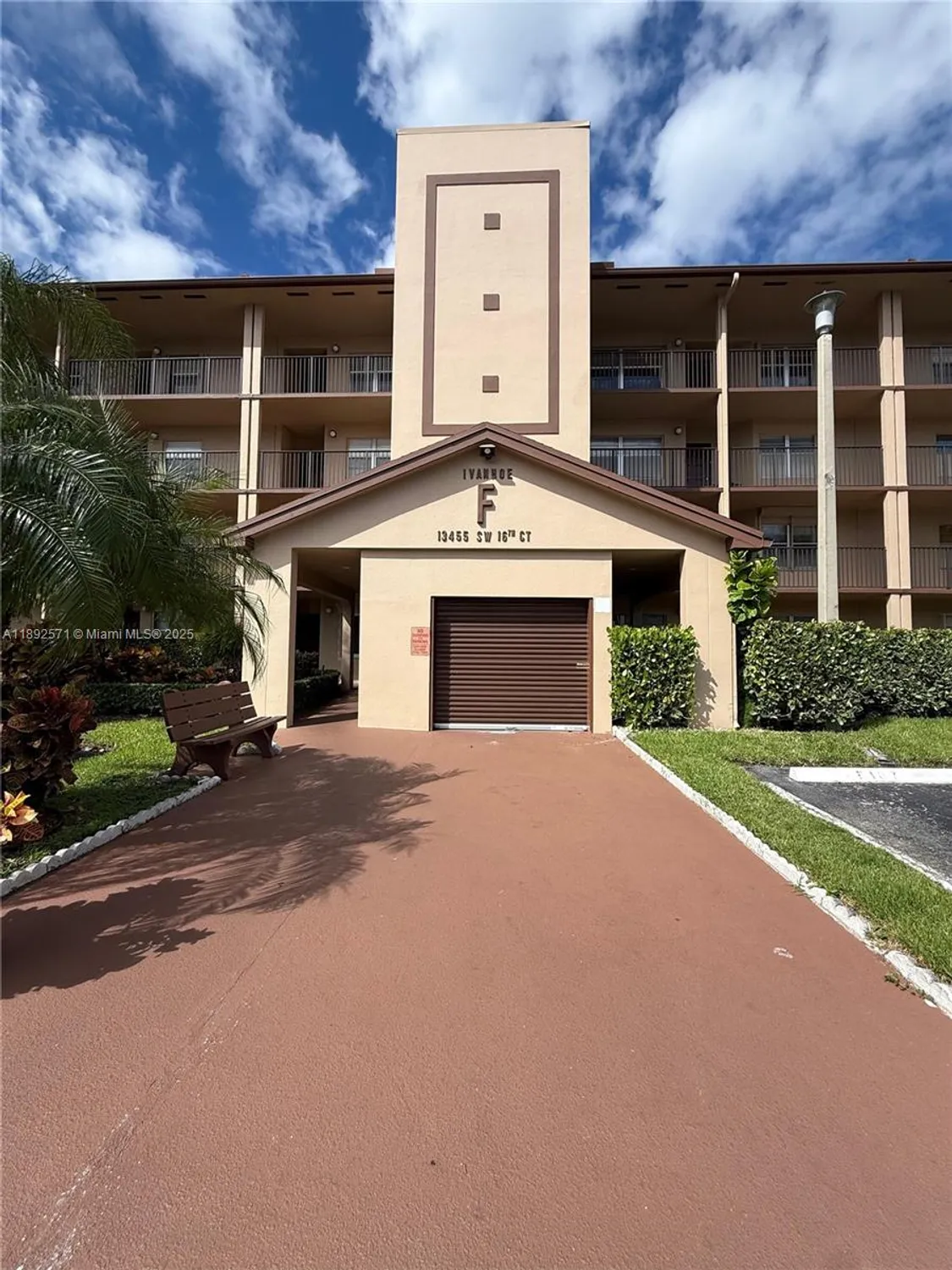 Property Slideshow image 9 of 23 | 13455 sw 16th ct f213, Pembroke Pines, FL, 33027