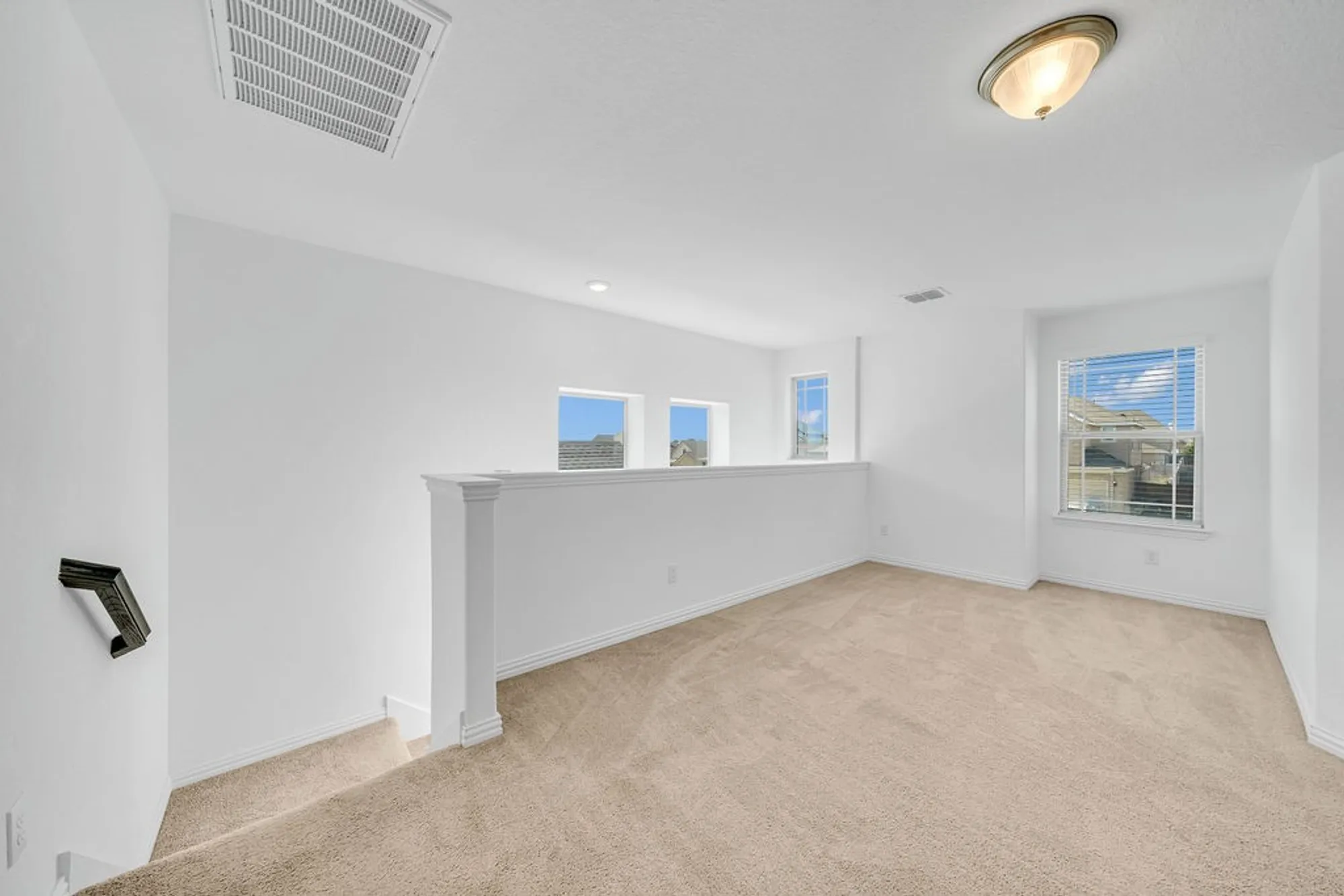 Property Slideshow image 10 of 26 | 2050 egret ave, New Braunfels, TX, 78132