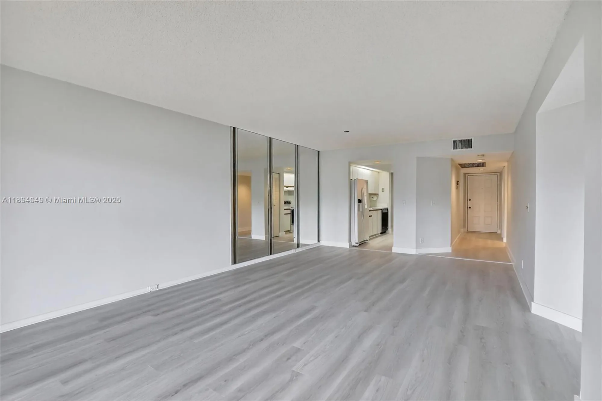 Property Slideshow image 14 of 44 | 701 sw 128th ave 111f, Pembroke Pines, FL, 33027