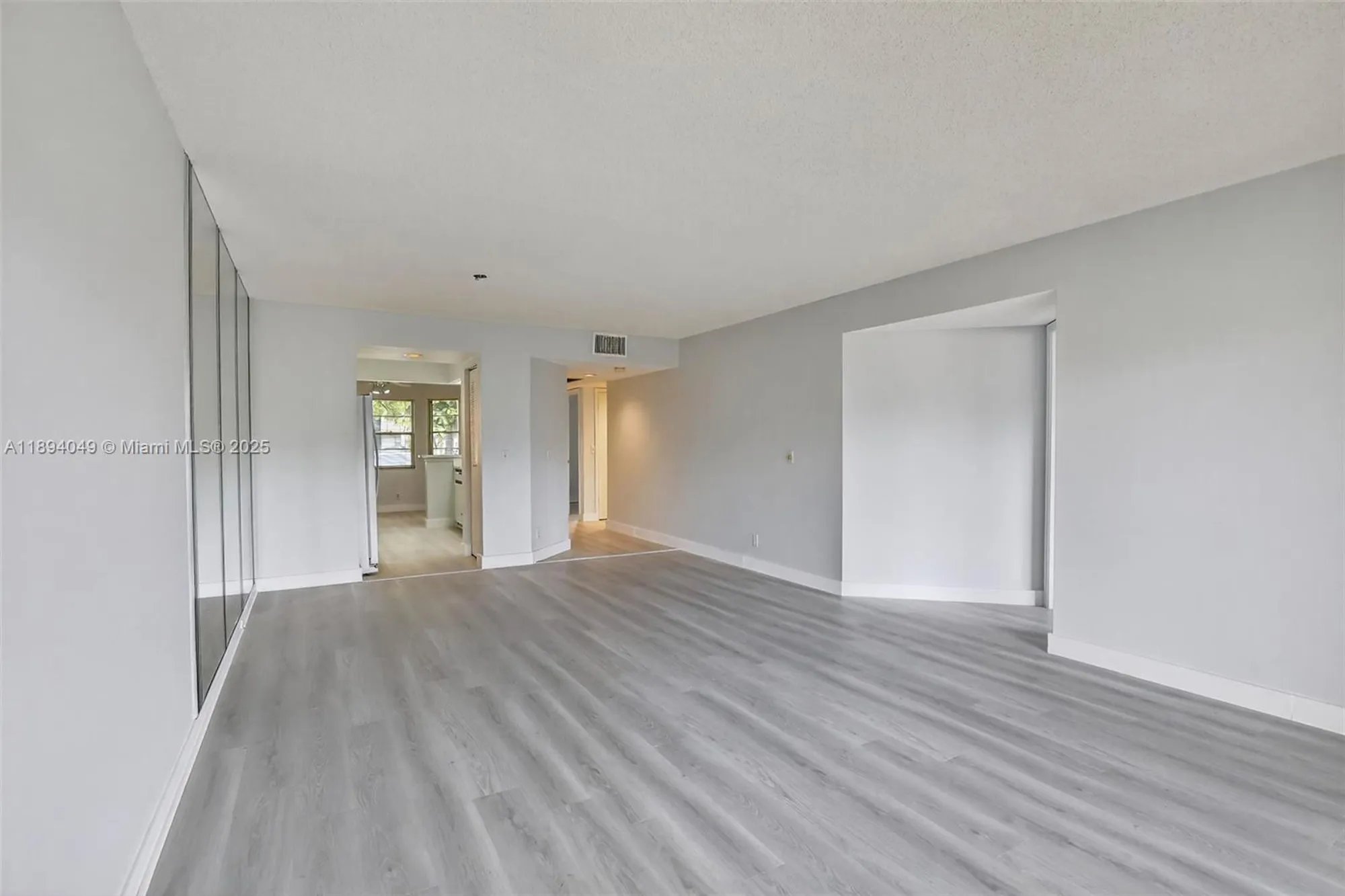 Property Slideshow image 13 of 44 | 701 sw 128th ave 111f, Pembroke Pines, FL, 33027