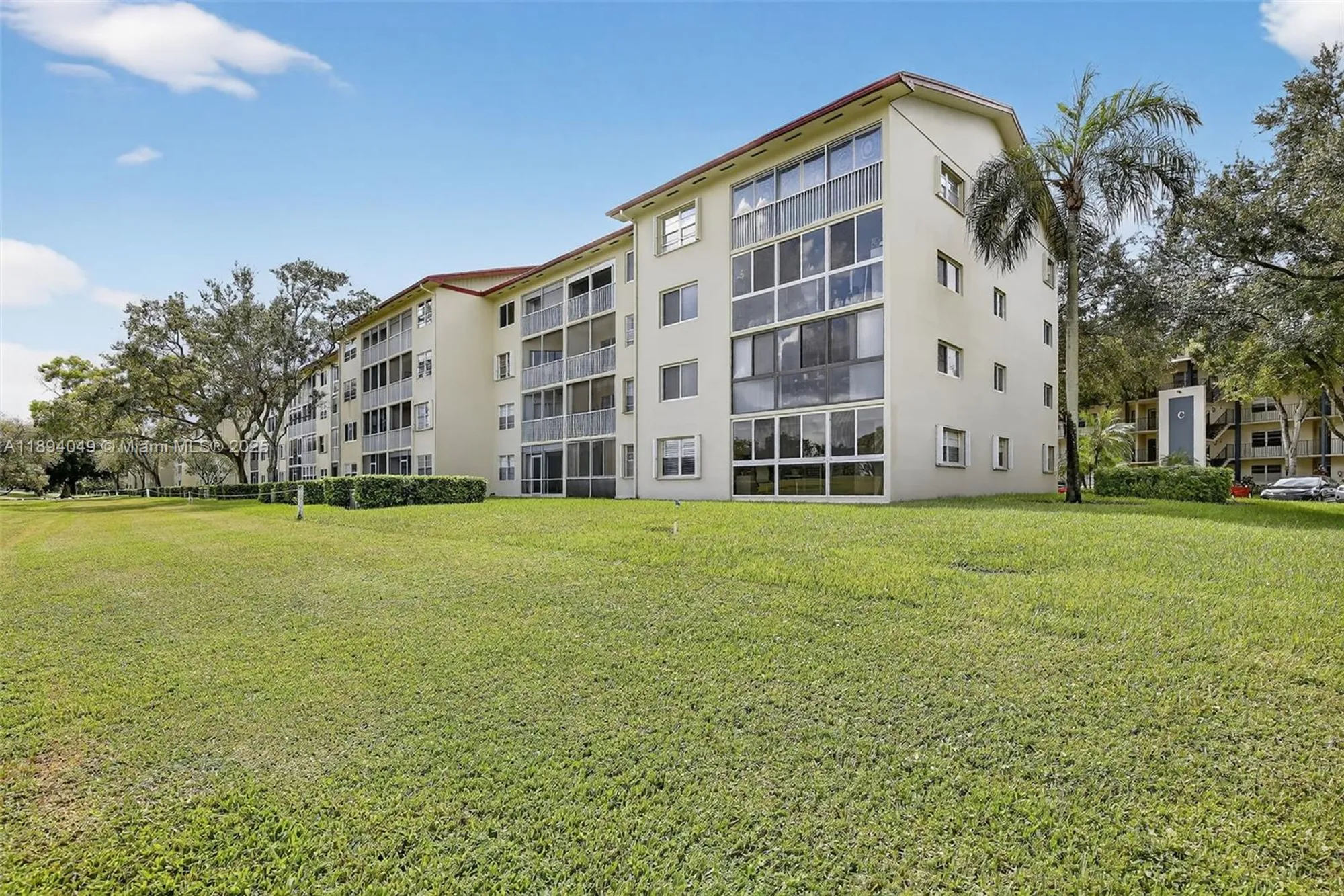 Property Slideshow image 35 of 44 | 701 sw 128th ave 111f, Pembroke Pines, FL, 33027