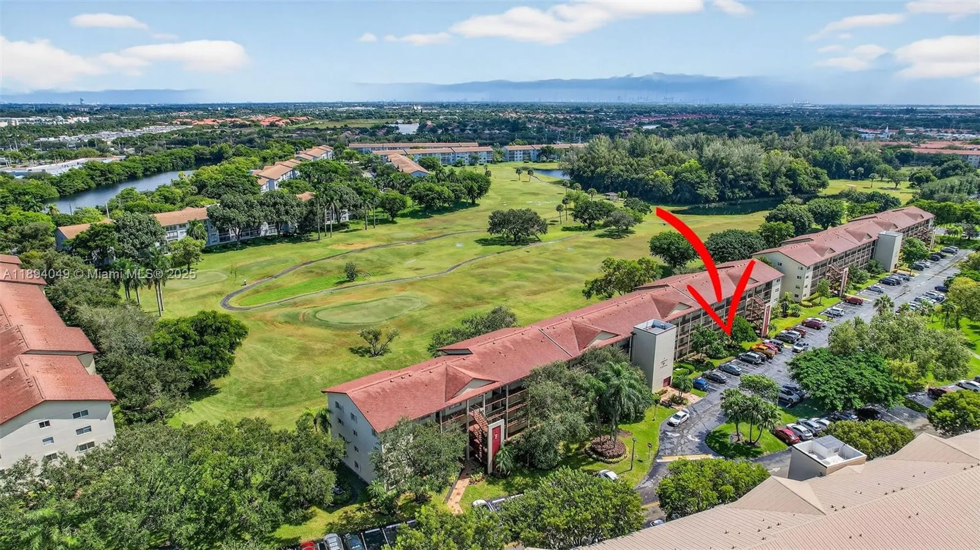 Property Slideshow image 4 of 44 | 701 sw 128th ave 111f, Pembroke Pines, FL, 33027