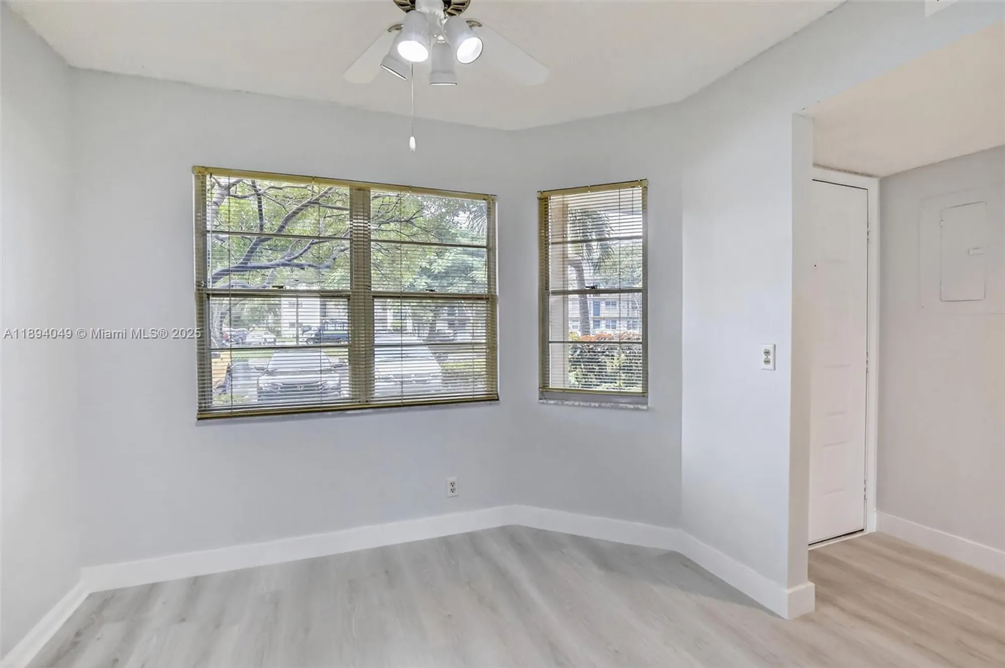 Property Slideshow image 7 of 44 | 701 sw 128th ave 111f, Pembroke Pines, FL, 33027