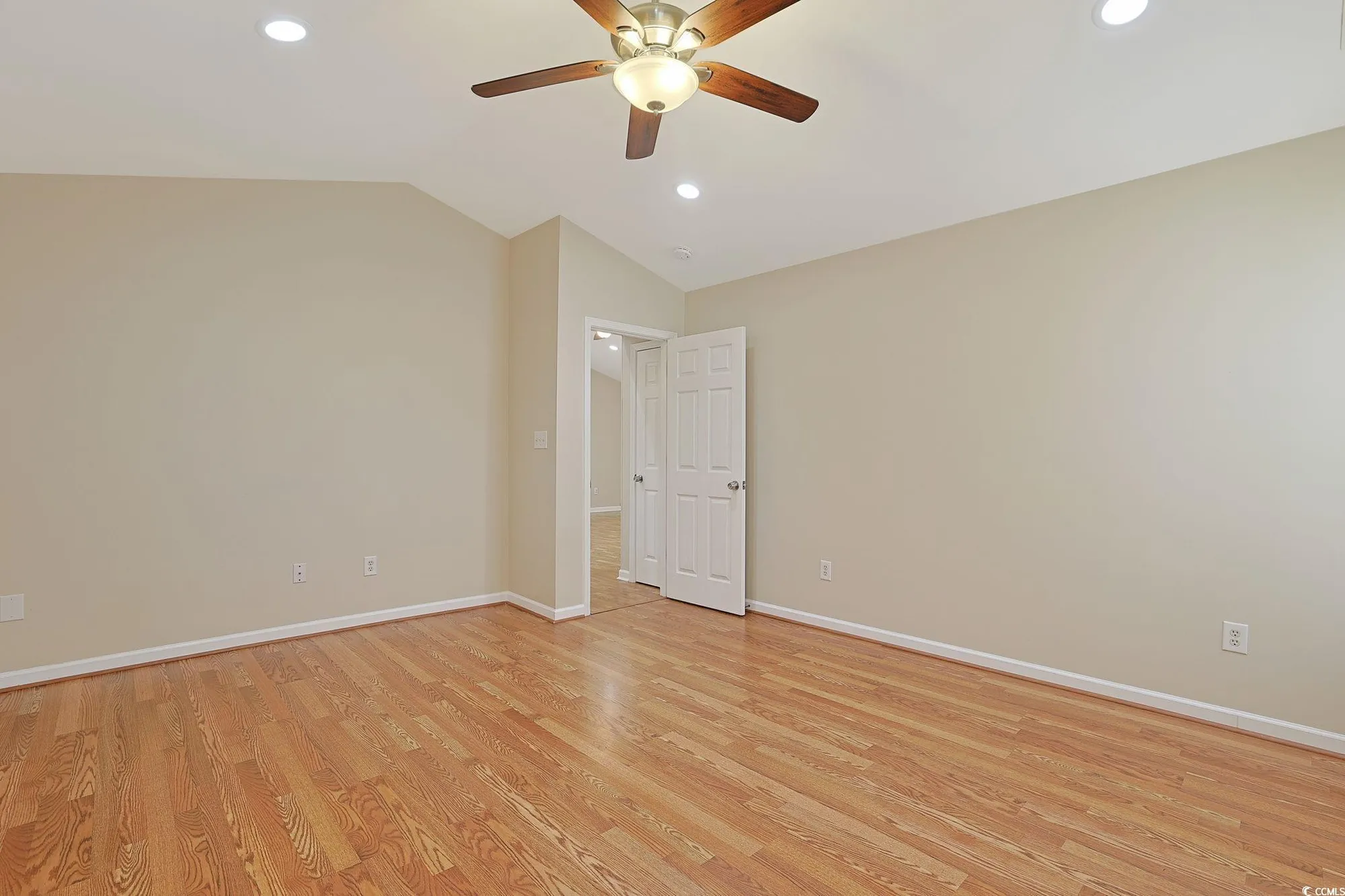 Property Slideshow image 11 of 34 | 6621 e sweetbriar trl, Myrtle Beach, SC, 29588