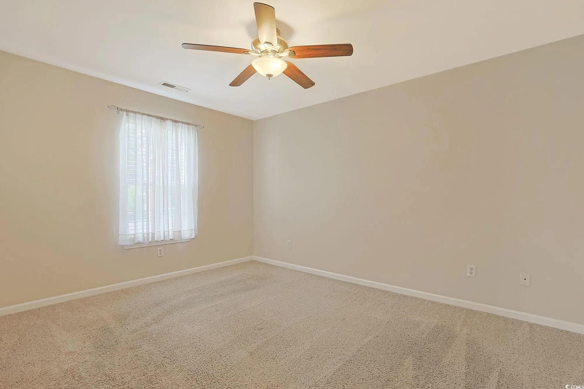 Property Slideshow image 20 of 34 | 6621 e sweetbriar trl, Myrtle Beach, SC, 29588