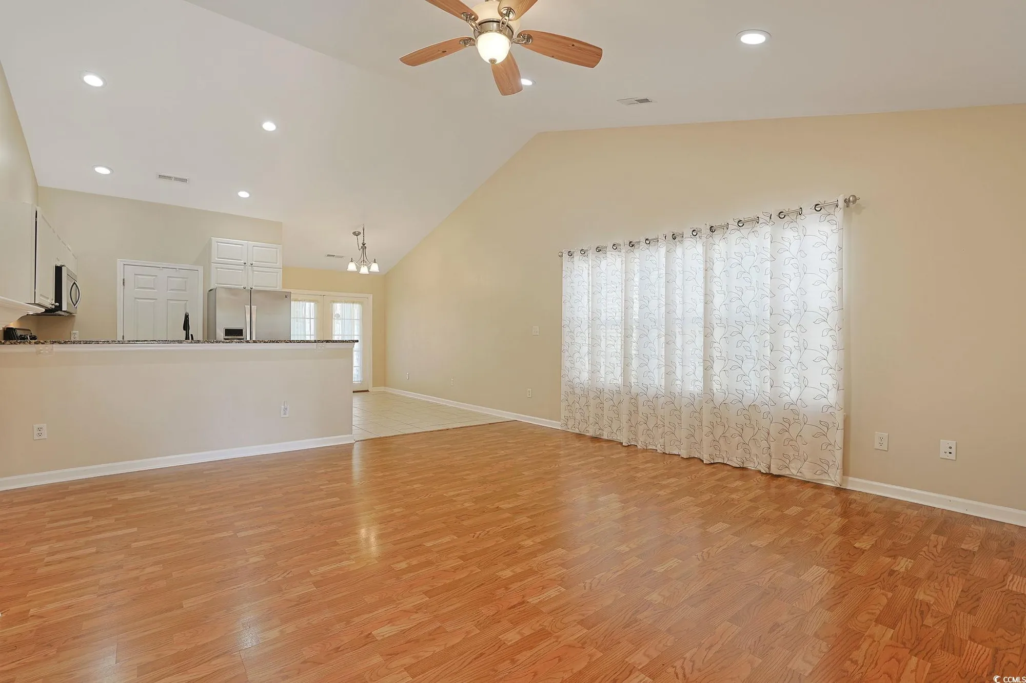 Property Slideshow image 4 of 34 | 6621 e sweetbriar trl, Myrtle Beach, SC, 29588