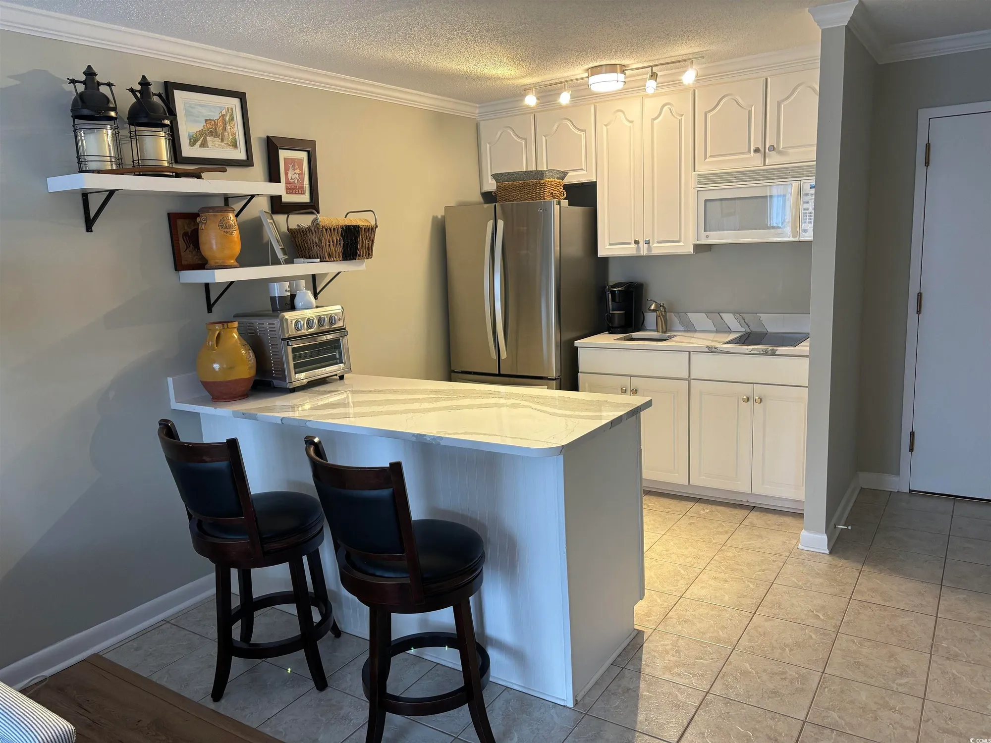 Property Slideshow image 5 of 26 | 5001 little river rd e-504, Myrtle Beach, SC, 29577