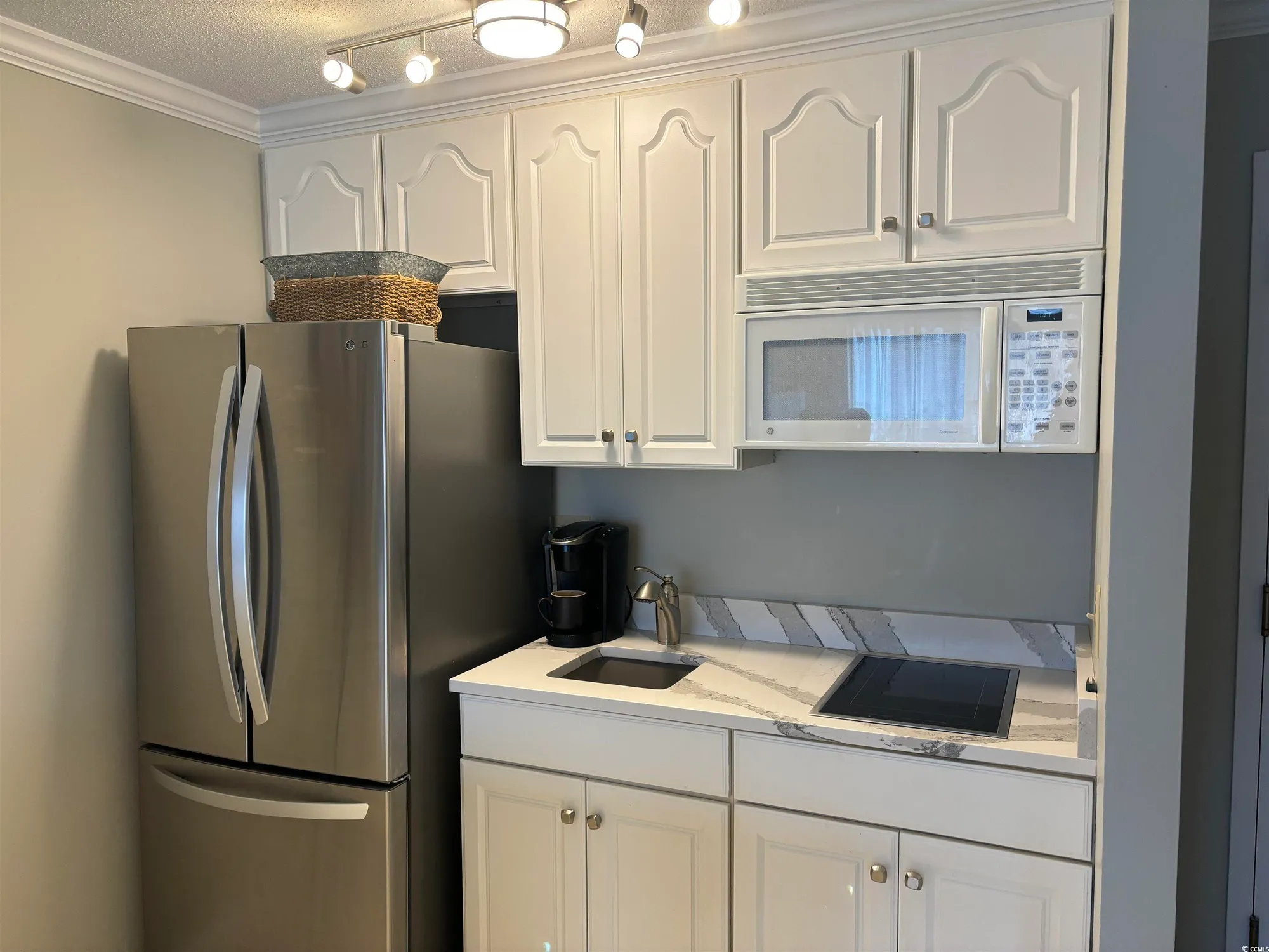 Property Slideshow image 6 of 26 | 5001 little river rd e-504, Myrtle Beach, SC, 29577