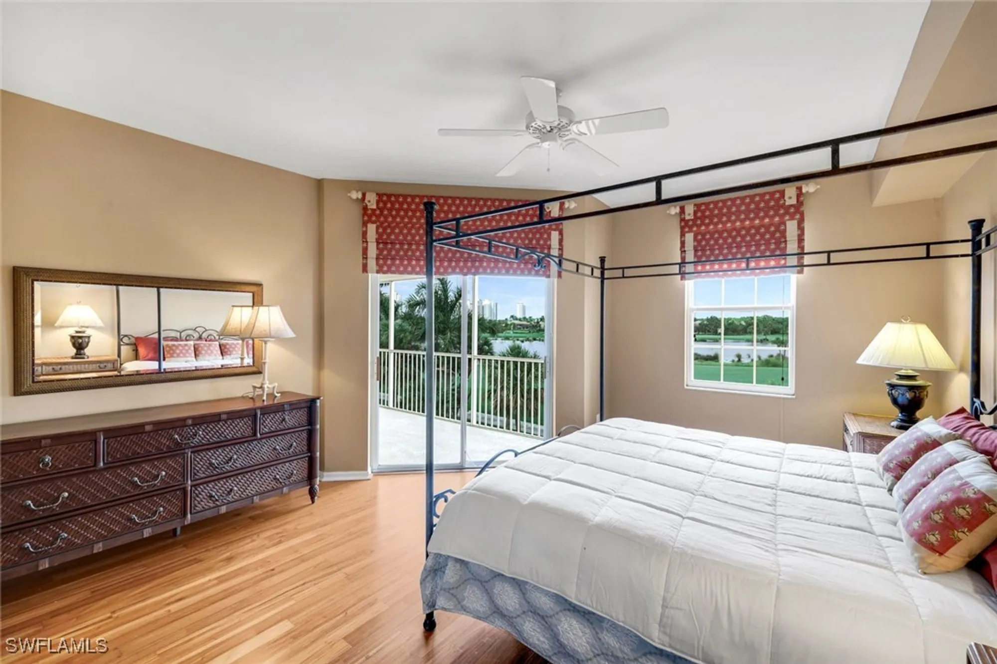 Property Slideshow image 16 of 48 | 4120 bayhead dr 202, Bonita Springs, FL, 34134