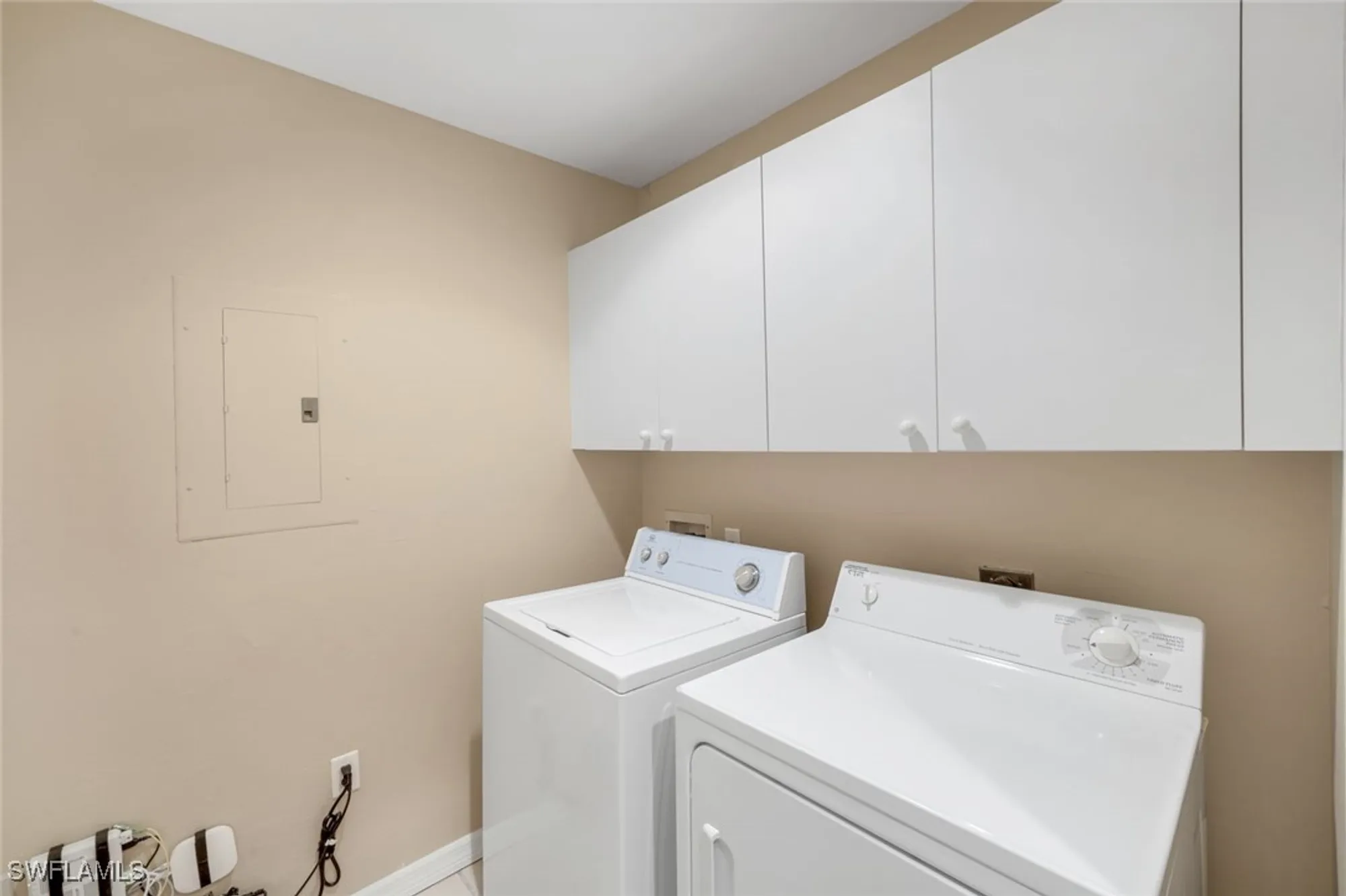 Property Slideshow image 24 of 48 | 4120 bayhead dr 202, Bonita Springs, FL, 34134