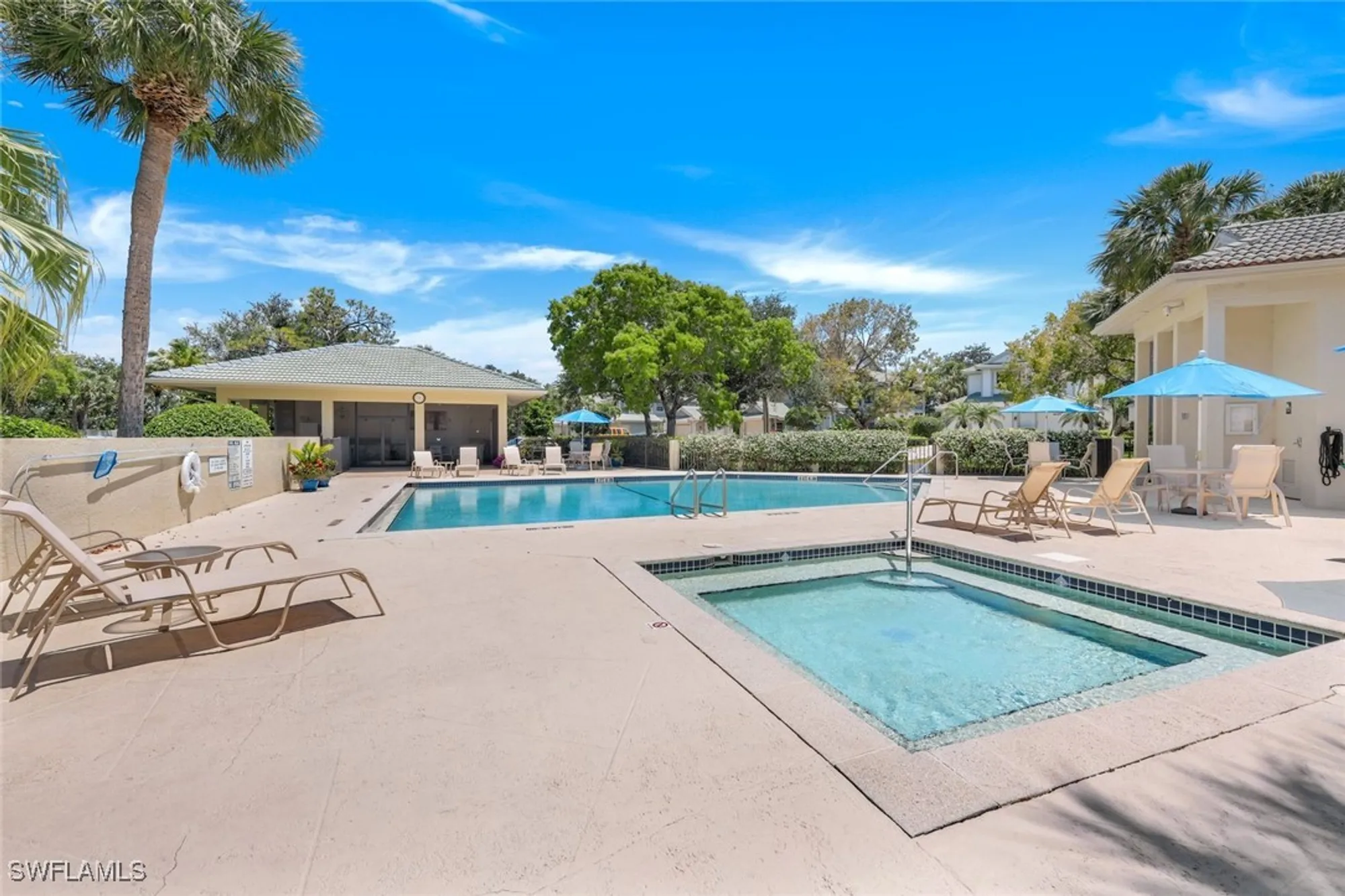 Property Slideshow image 25 of 48 | 4120 bayhead dr 202, Bonita Springs, FL, 34134