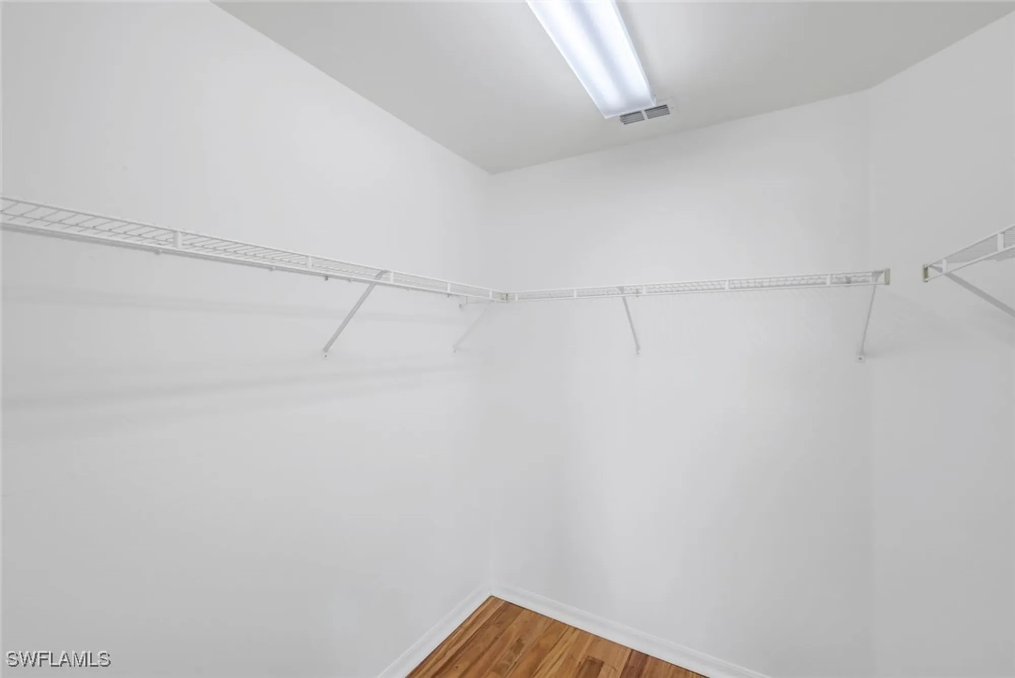 Property Slideshow image 20 of 48 | 4120 bayhead dr 202, Bonita Springs, FL, 34134