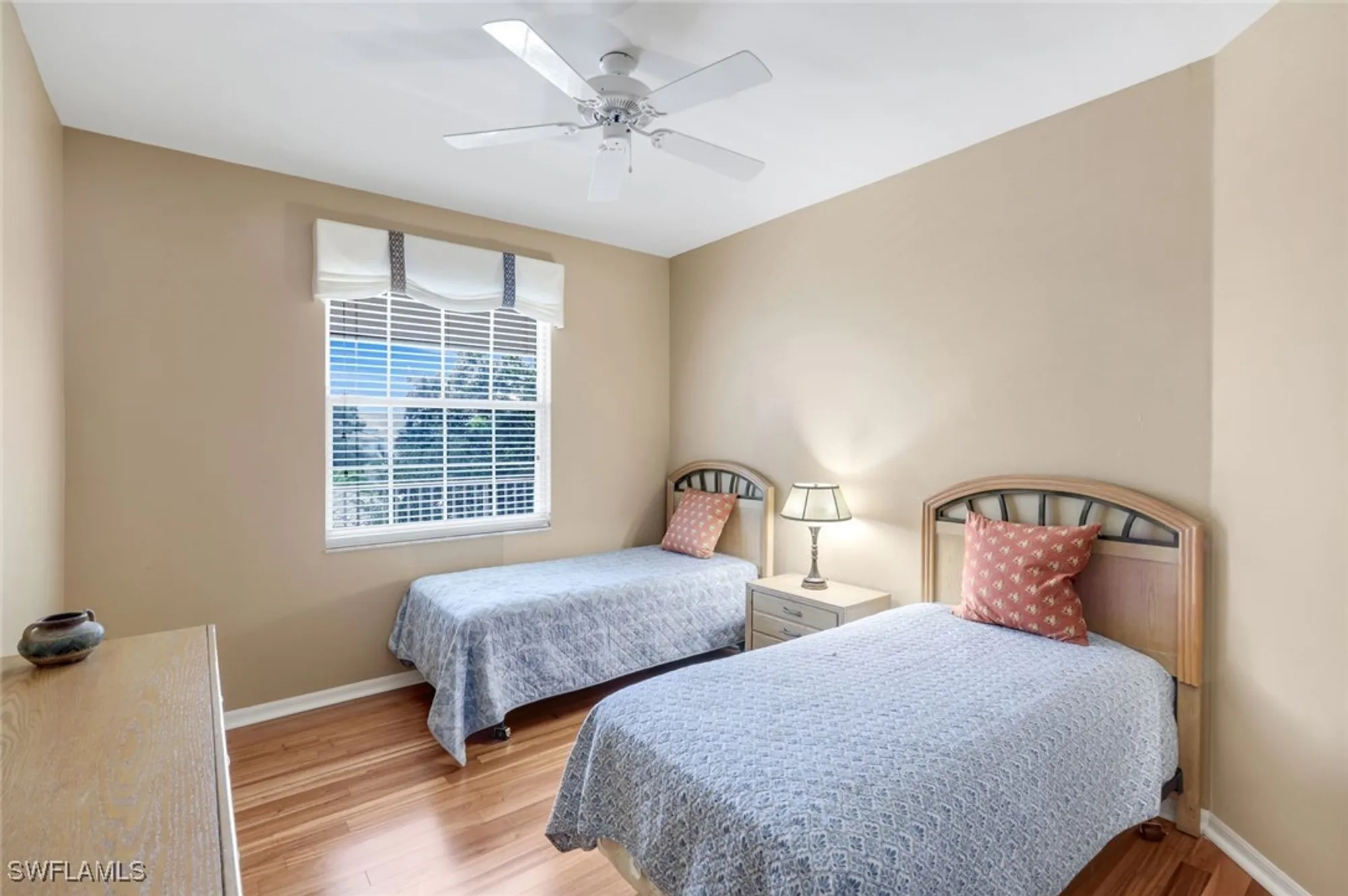 Property Slideshow image 22 of 48 | 4120 bayhead dr 202, Bonita Springs, FL, 34134