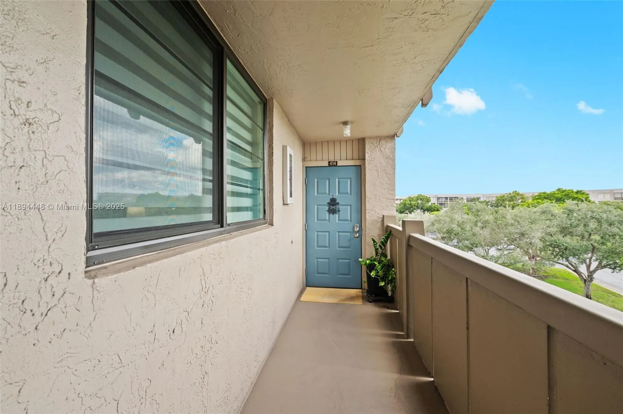 Property Slideshow image 27 of 27 | 900 colony point cir 414, Pembroke Pines, FL, 33026