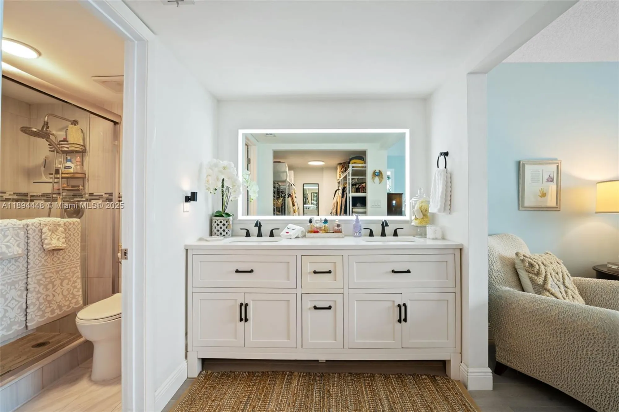 Property Slideshow image 20 of 27 | 900 colony point cir 414, Pembroke Pines, FL, 33026