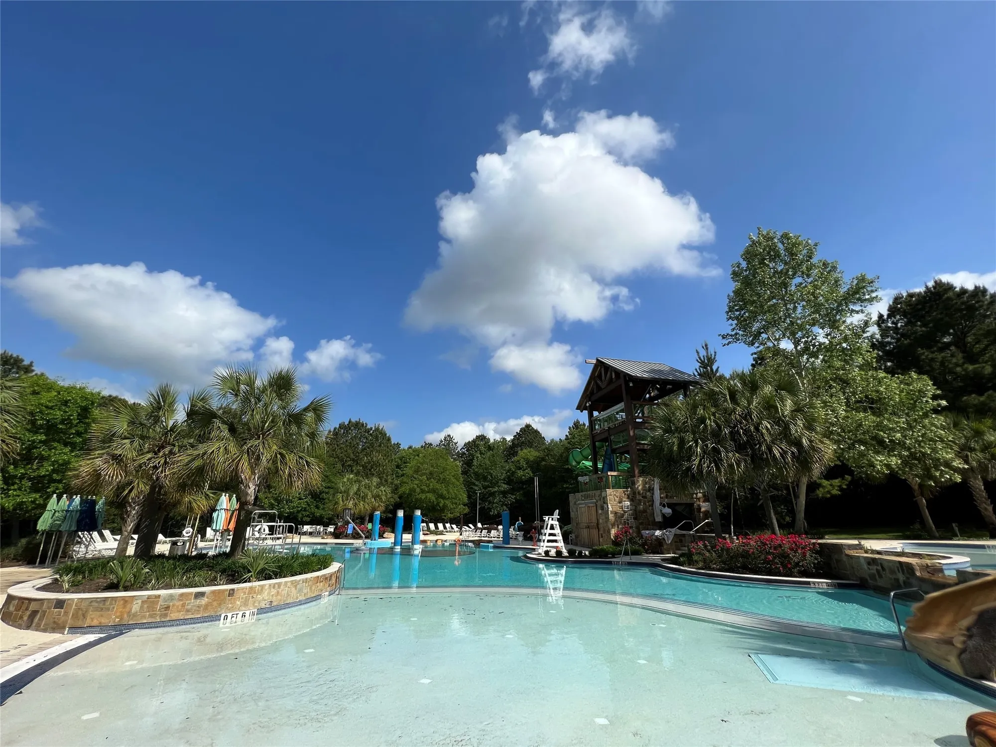 Property Slideshow image 35 of 38 | 247 n wild petunia trl, Montgomery, TX, 77316