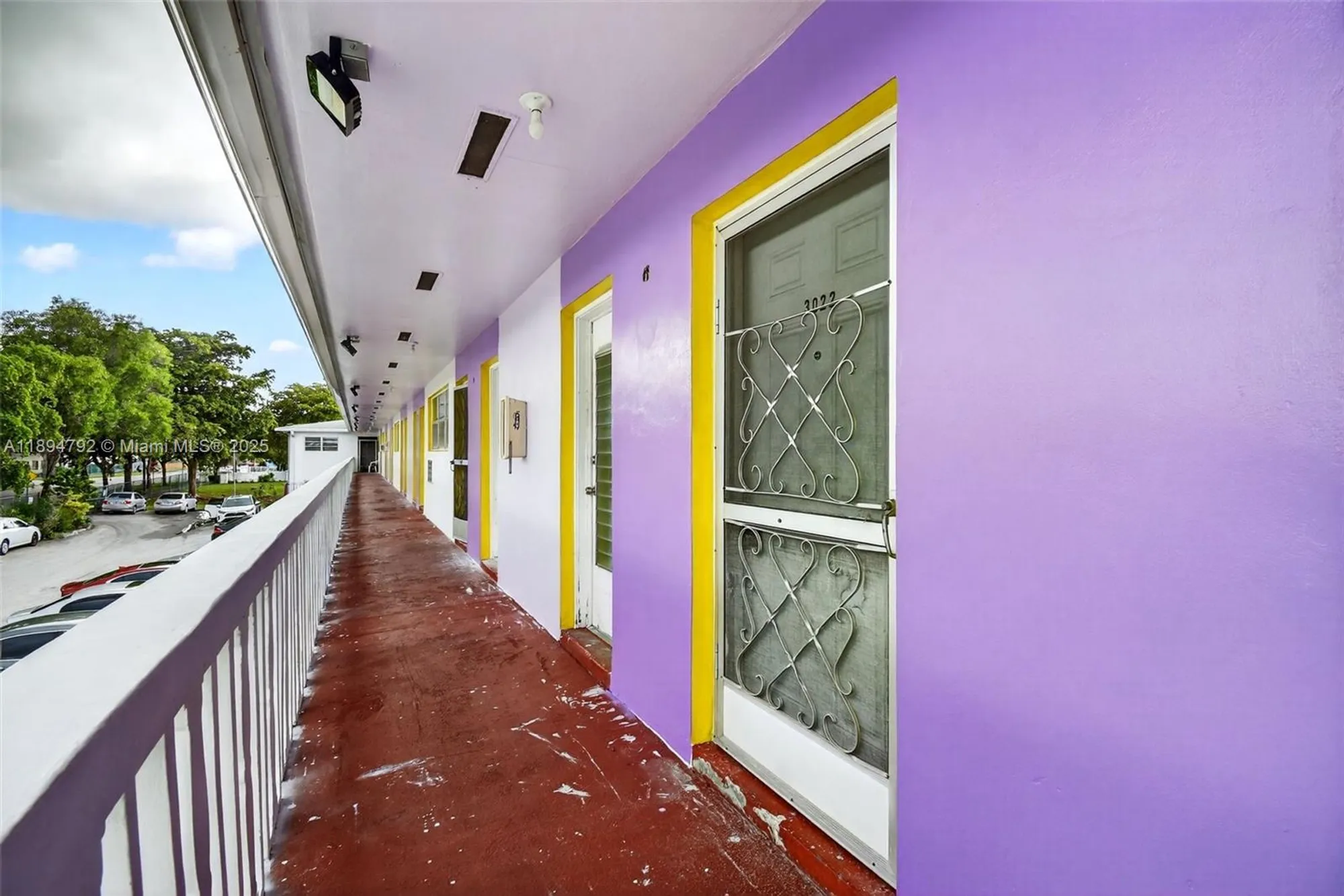 Property Slideshow image 3 of 22 | 245 ne 191st st apt 3022, Miami, FL, 33179