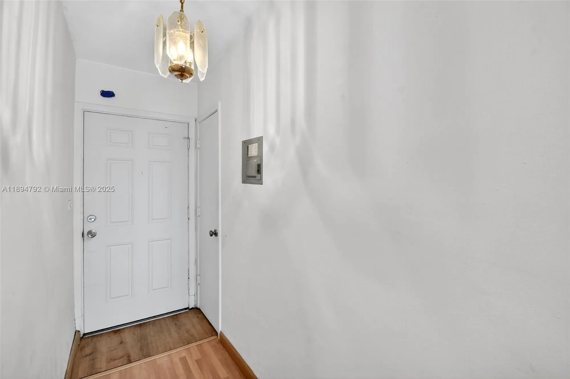 Property Slideshow image 6 of 22 | 245 ne 191st st apt 3022, Miami, FL, 33179