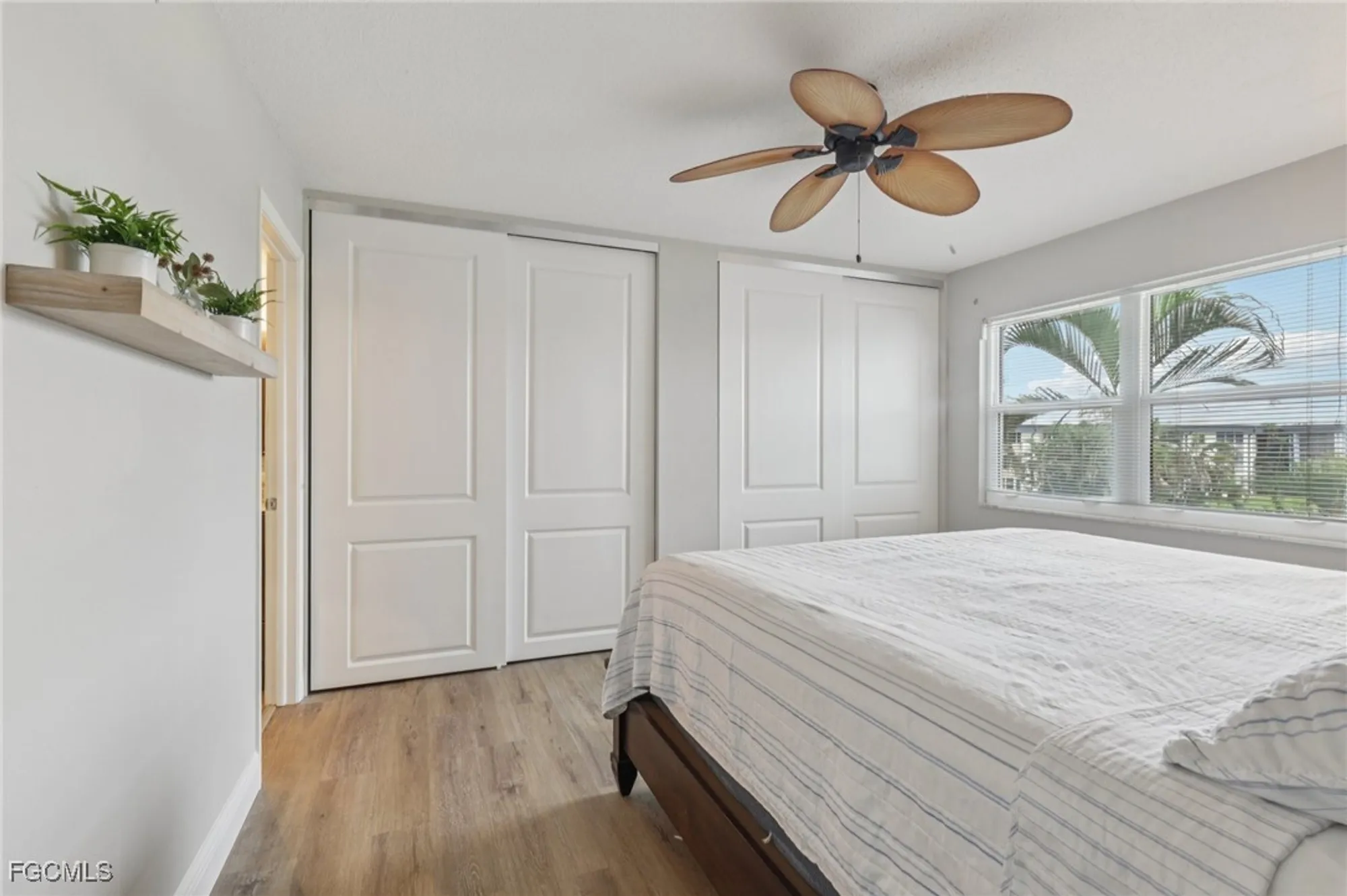 Property Slideshow image 17 of 26 | 1724 pine valley dr 310, Fort Myers, FL, 33907