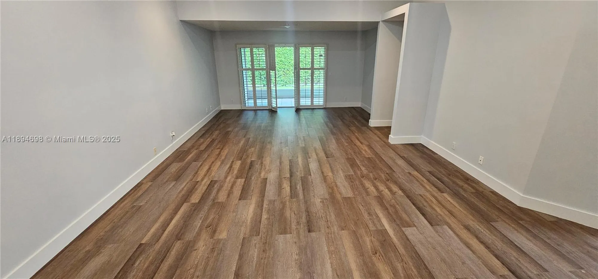 Property Slideshow image 10 of 48 | 85 sausalito dr, Boynton Beach, FL, 33436