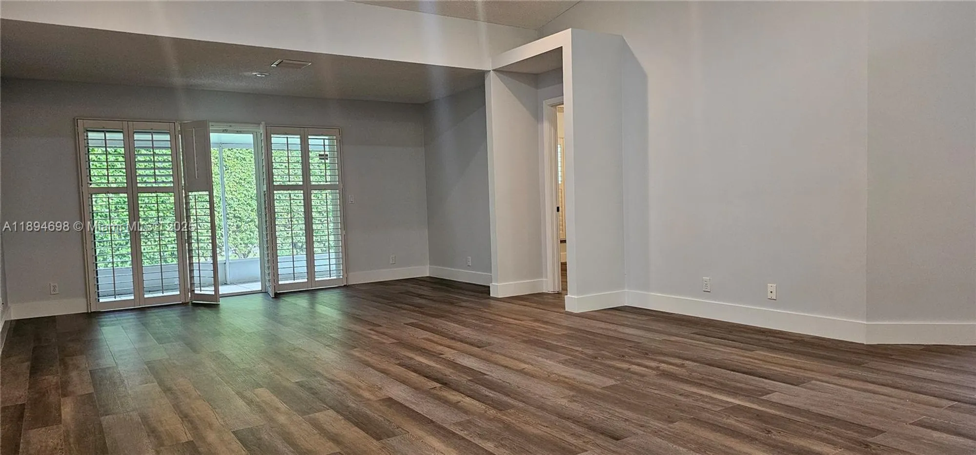 Property Slideshow image 12 of 48 | 85 sausalito dr, Boynton Beach, FL, 33436