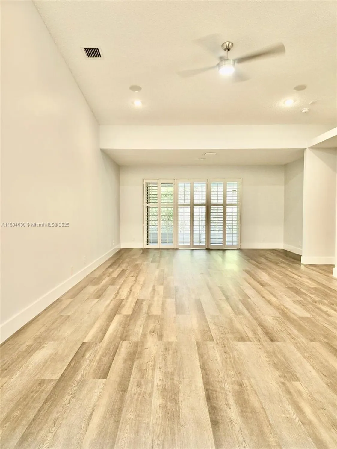 Property Slideshow image 41 of 48 | 85 sausalito dr, Boynton Beach, FL, 33436