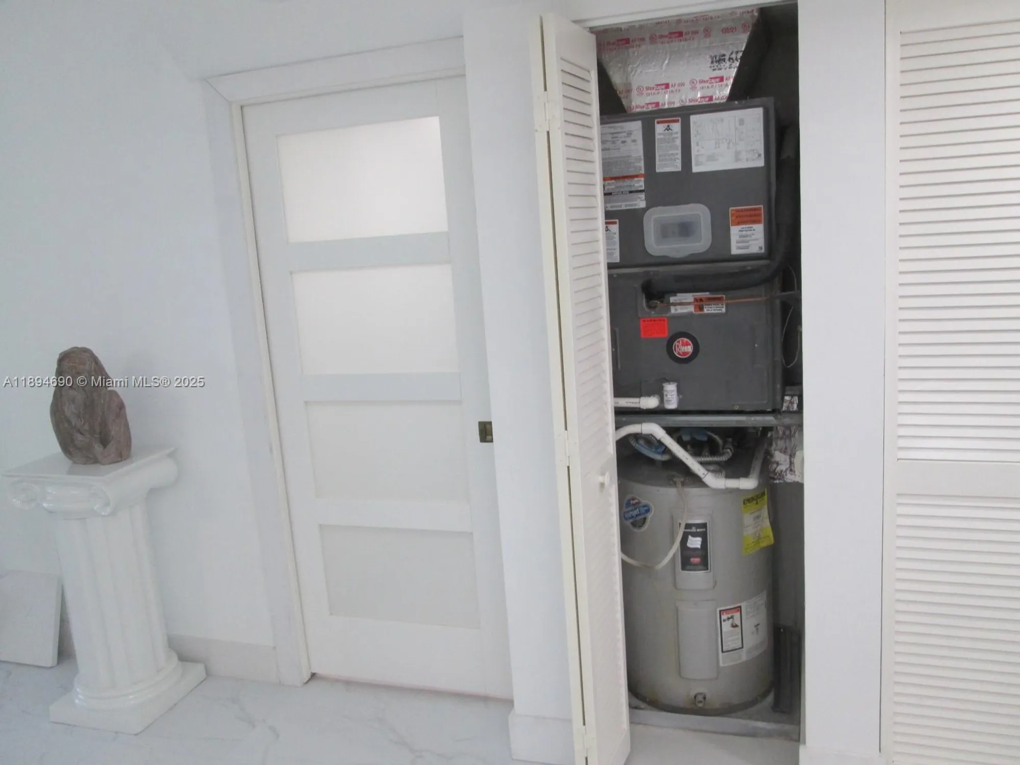 Property Slideshow image 10 of 18 | 150 s hollybrook ter 303, Pembroke Pines, FL, 33025