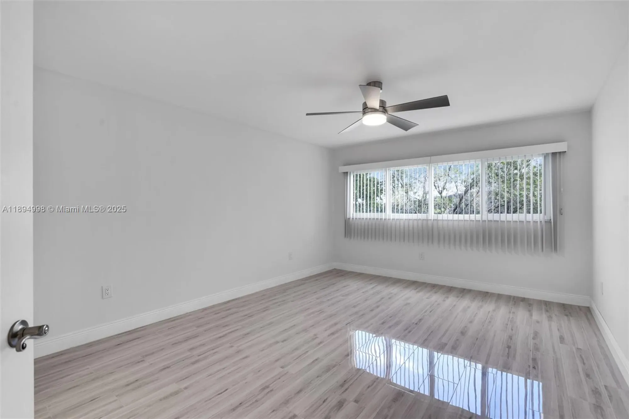 Property Slideshow image 10 of 40 | 801 sw 141st ave 210o, Pembroke Pines, FL, 33027